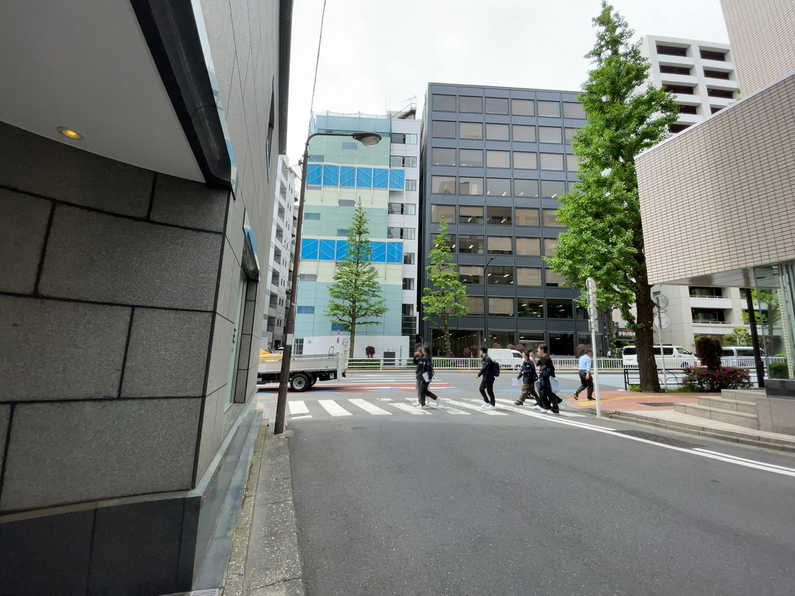 VORT神田小川町前面の通り