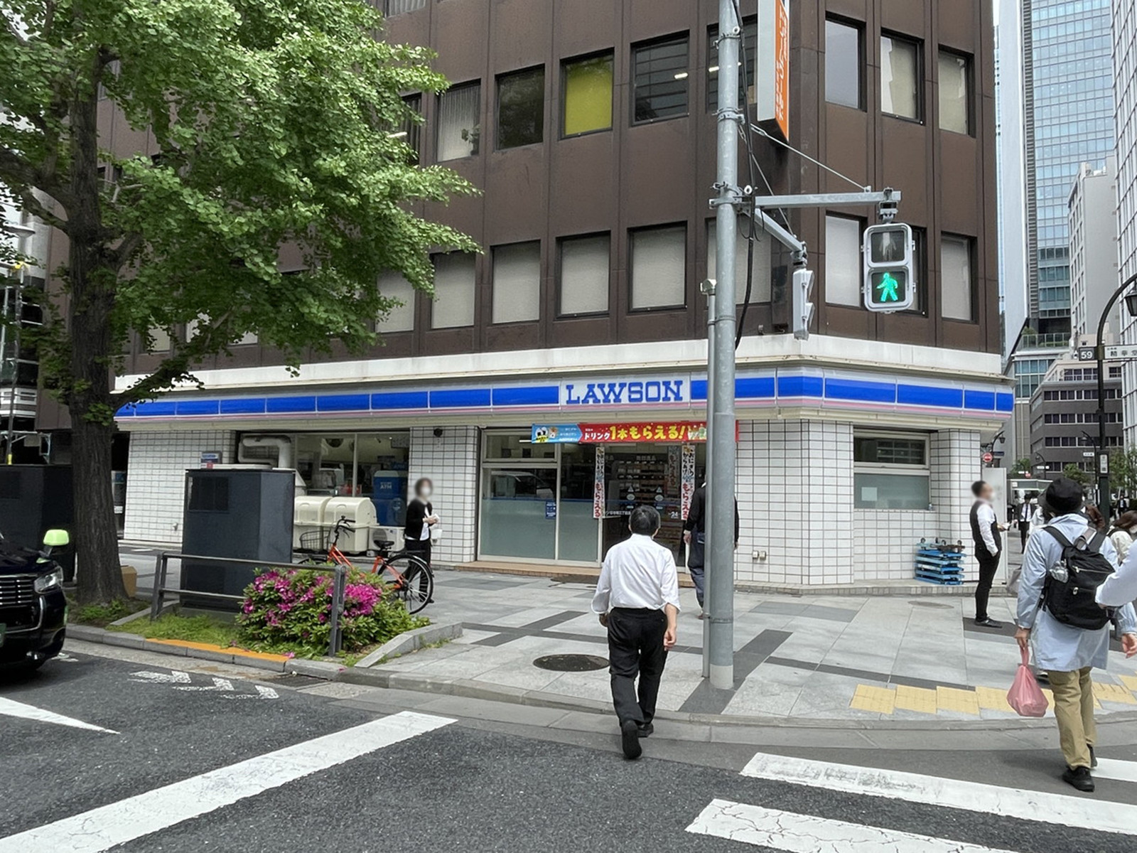 並びのローソン 日本橋三丁目店