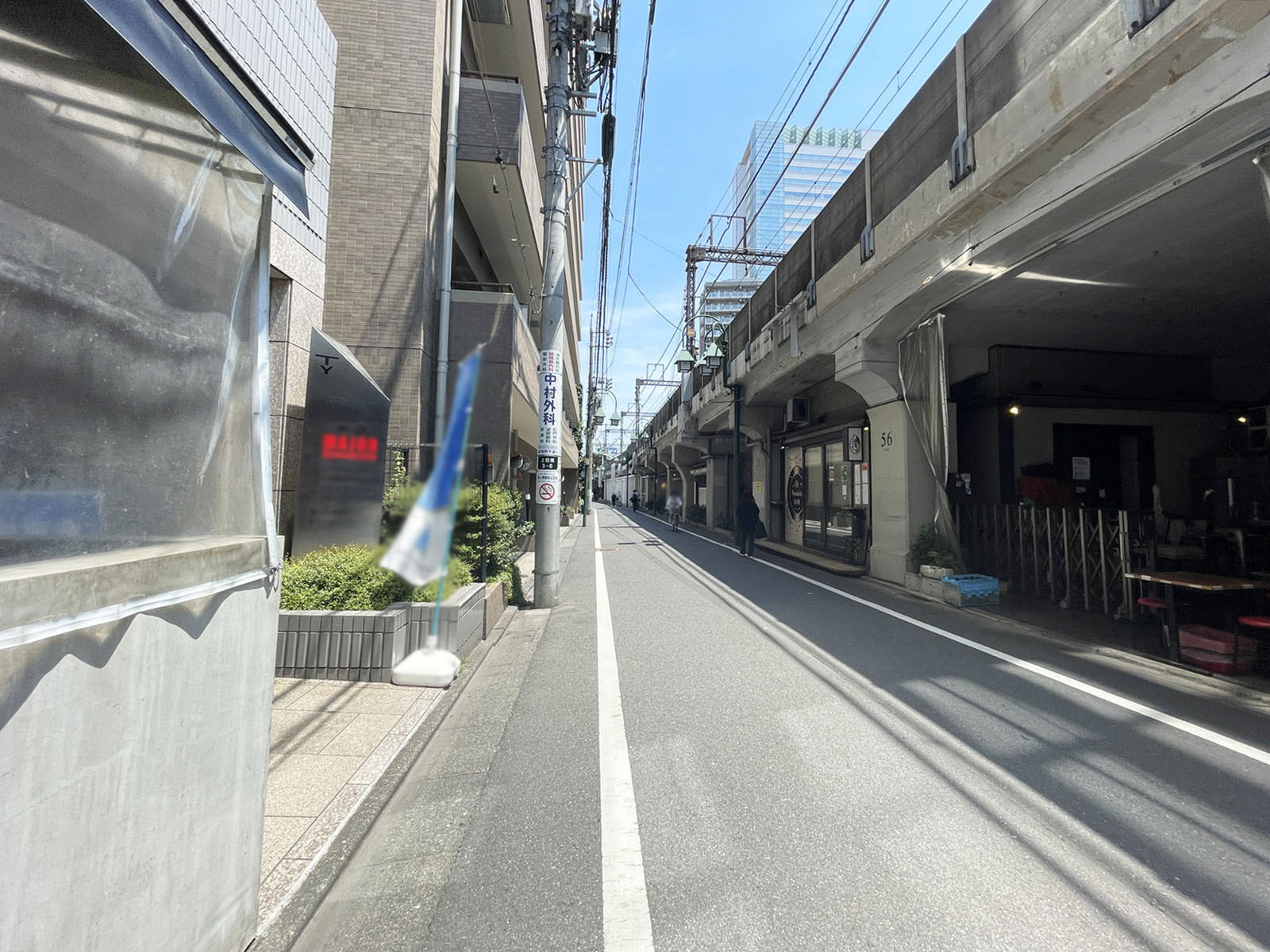 SELAS中目黒ビル前面の通り