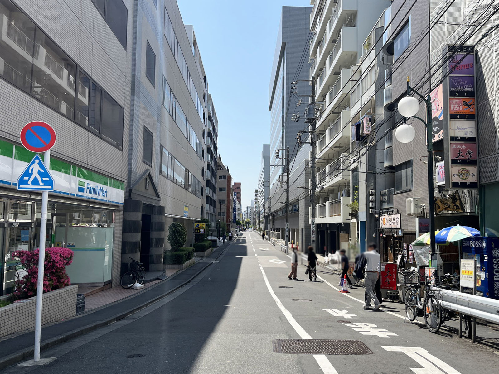 ASKビル前面の通り