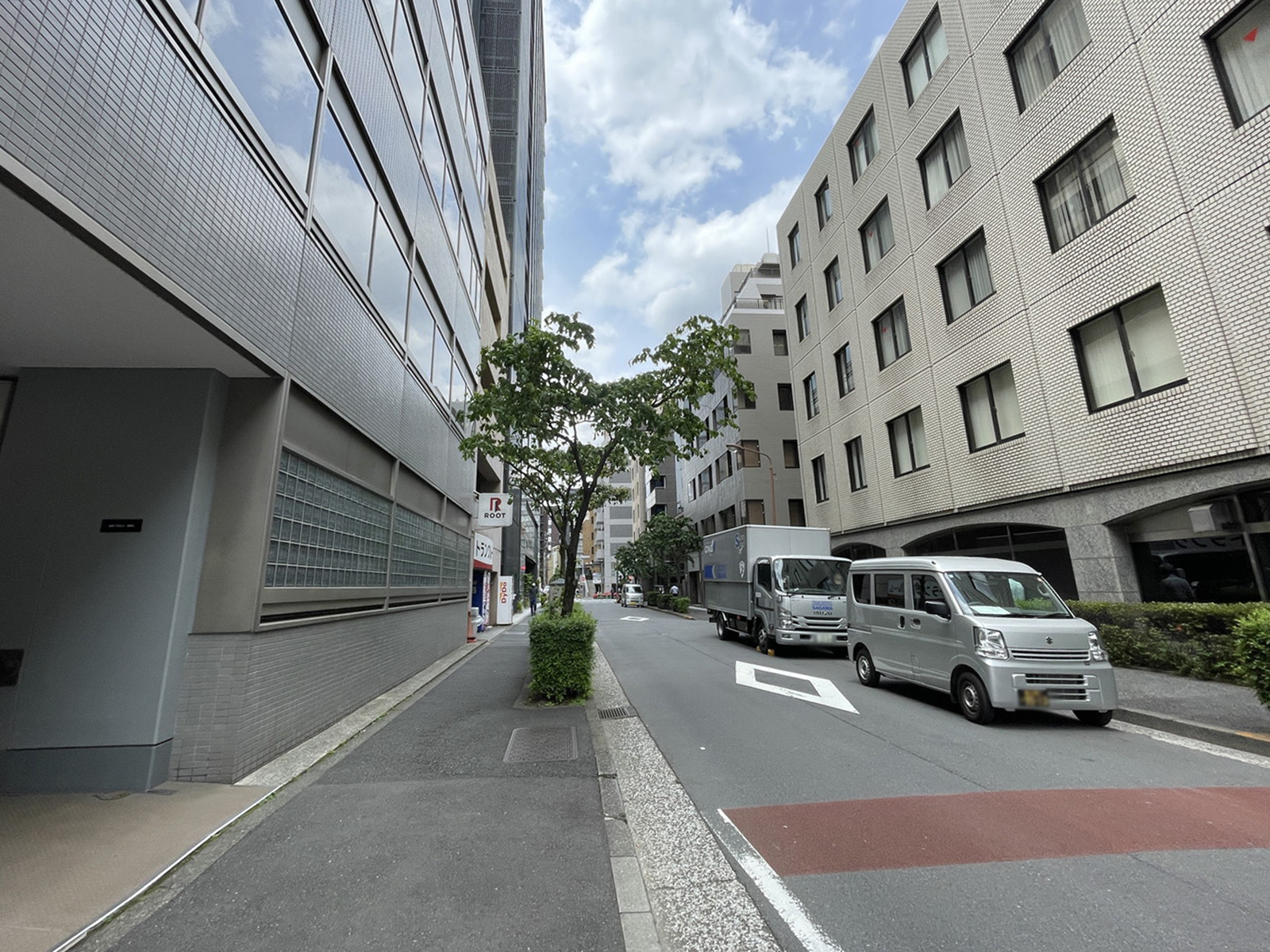 澤田麹町ビル前面の通り