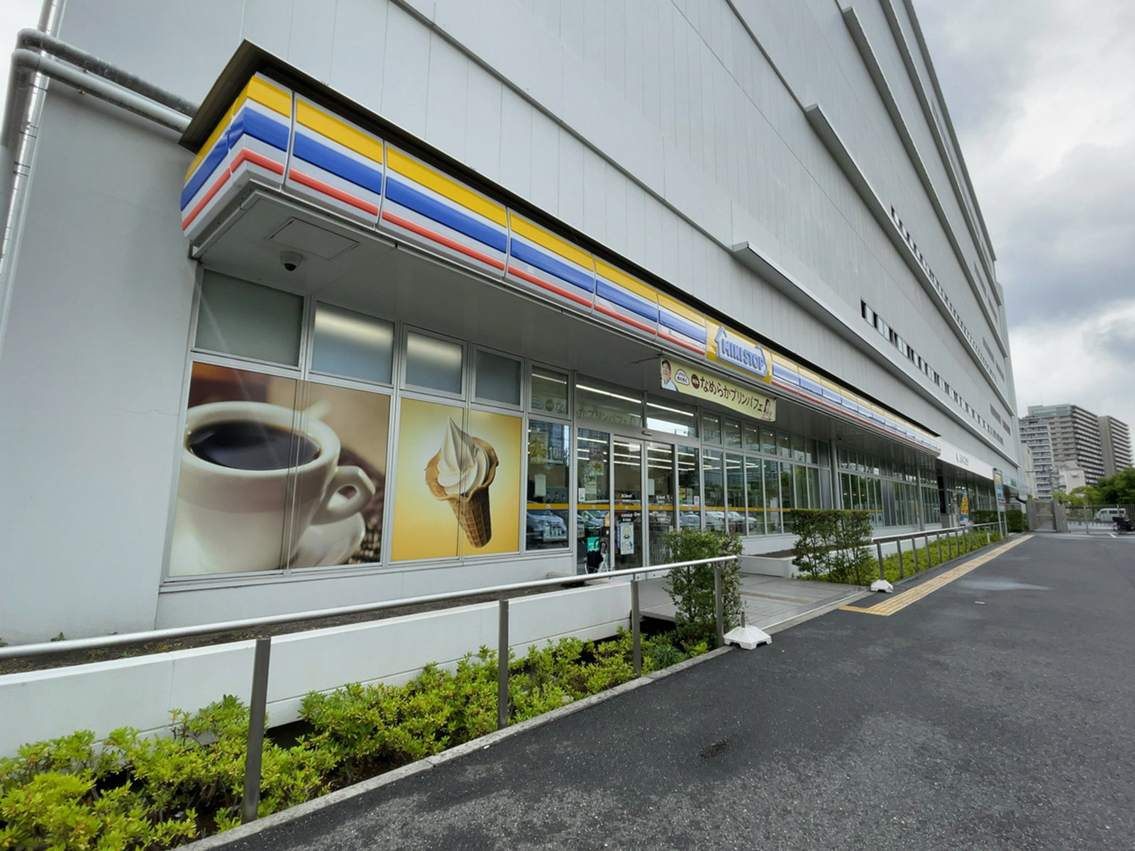 徒歩2分のミニストップ 越中島通り店