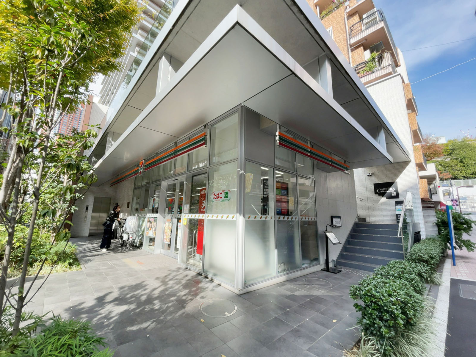 徒歩1分のセブンイレブン 港区麻布十番1丁目店