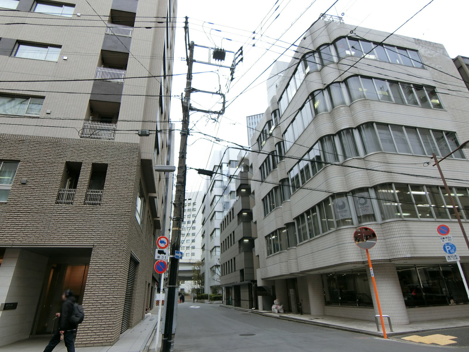 BIZcomfort神保町前面の通り