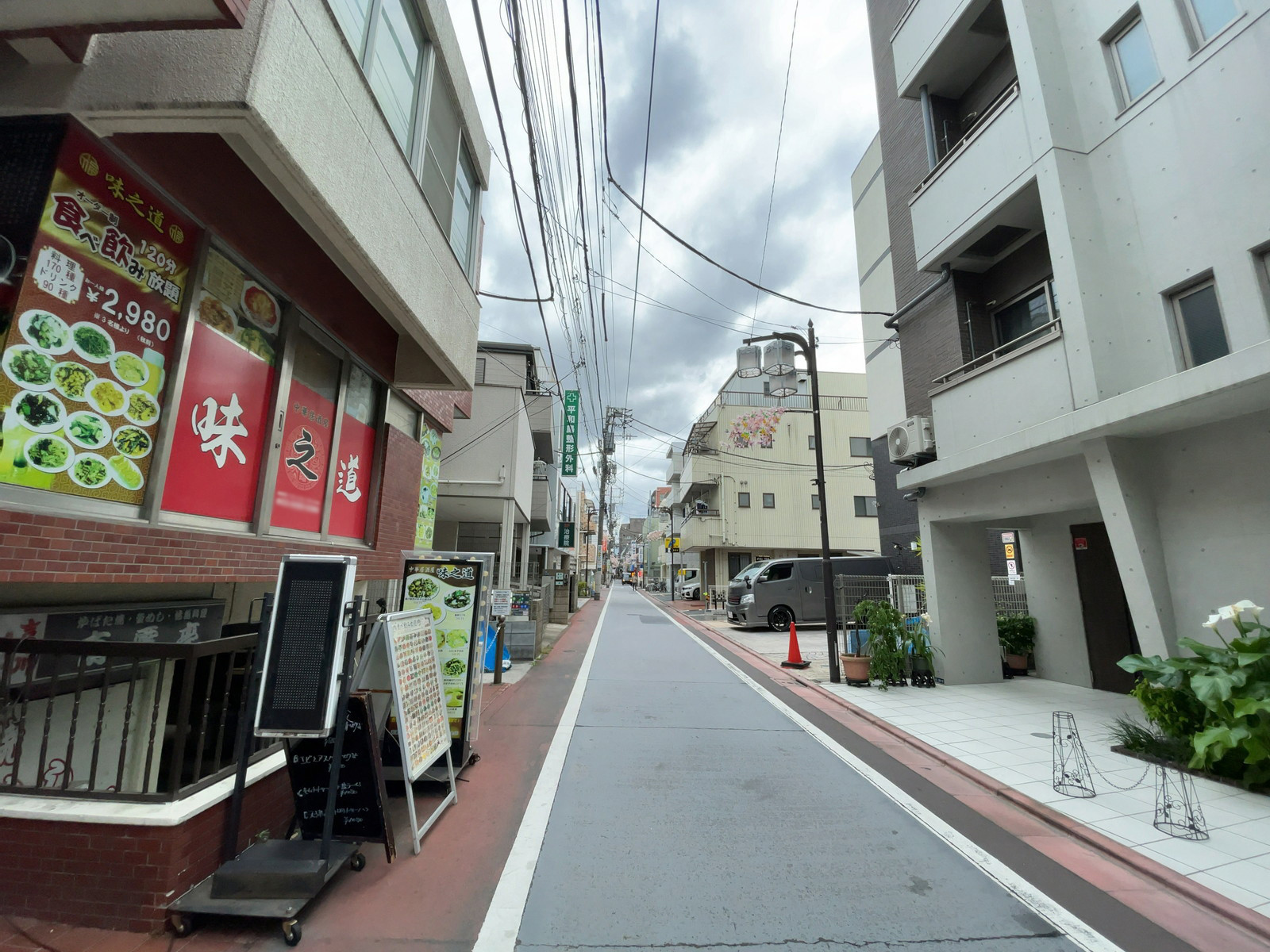 サンクレスト大森前面の通り