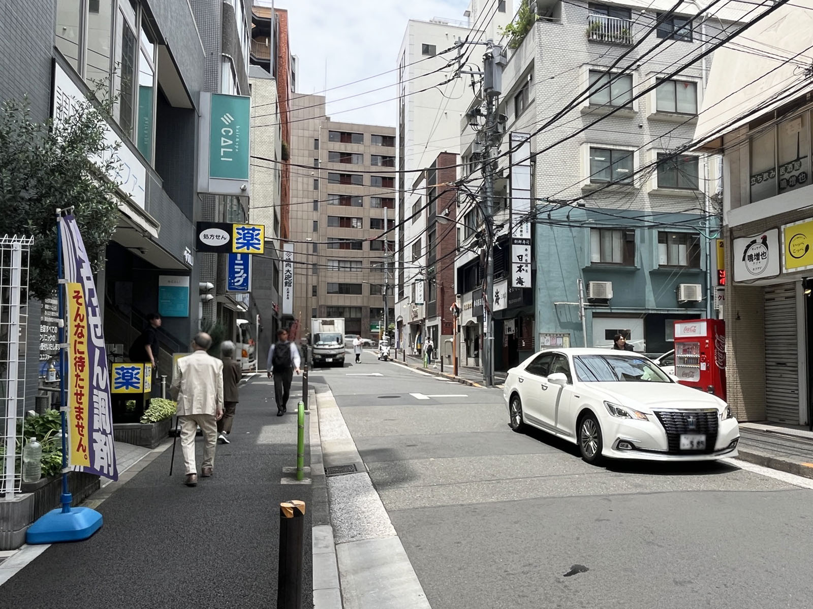 ACN三田ビル前面の通り