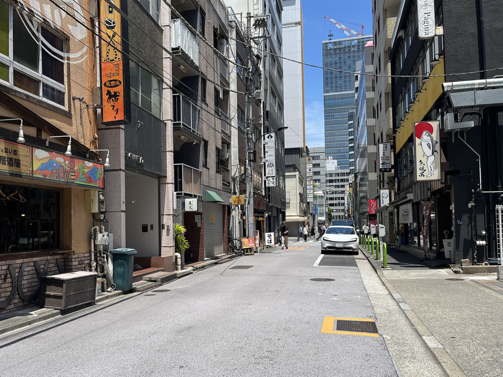 5東洋海事ビル前面の通り