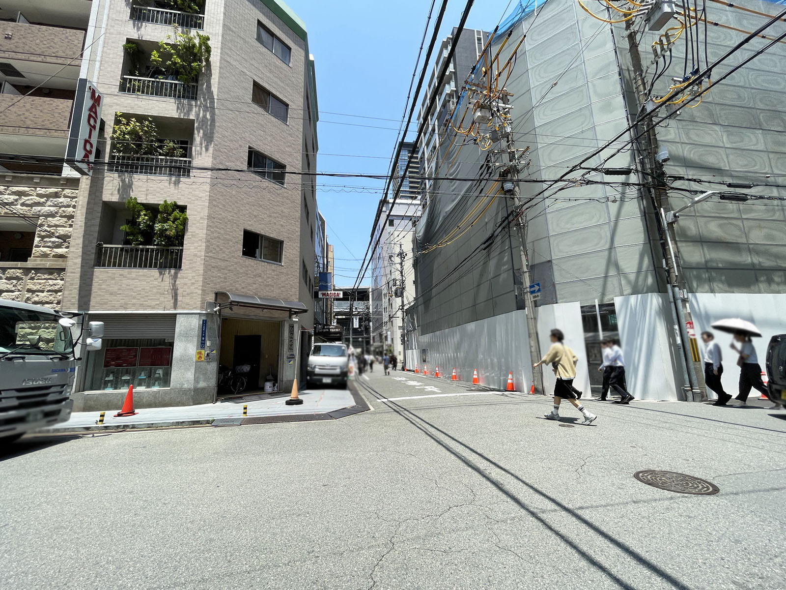 武田ビル前面の通り