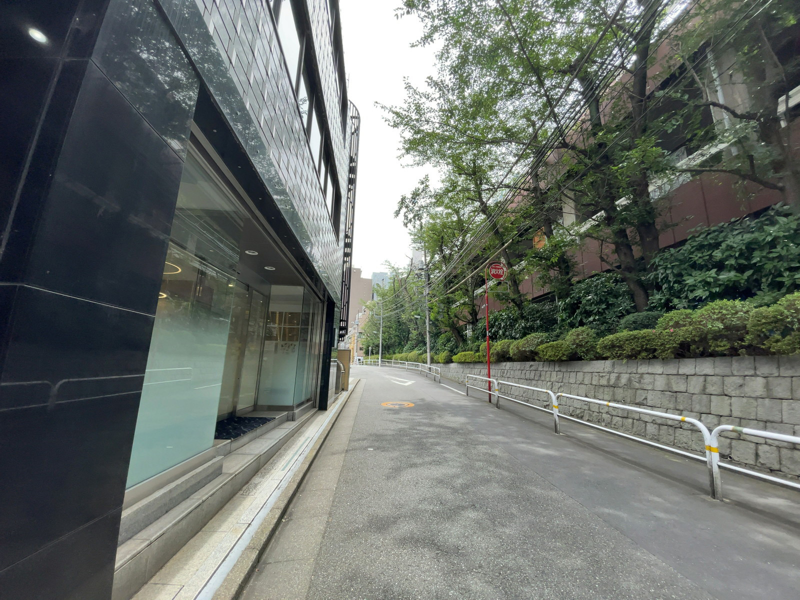 五反田第1noteビル前面の通り