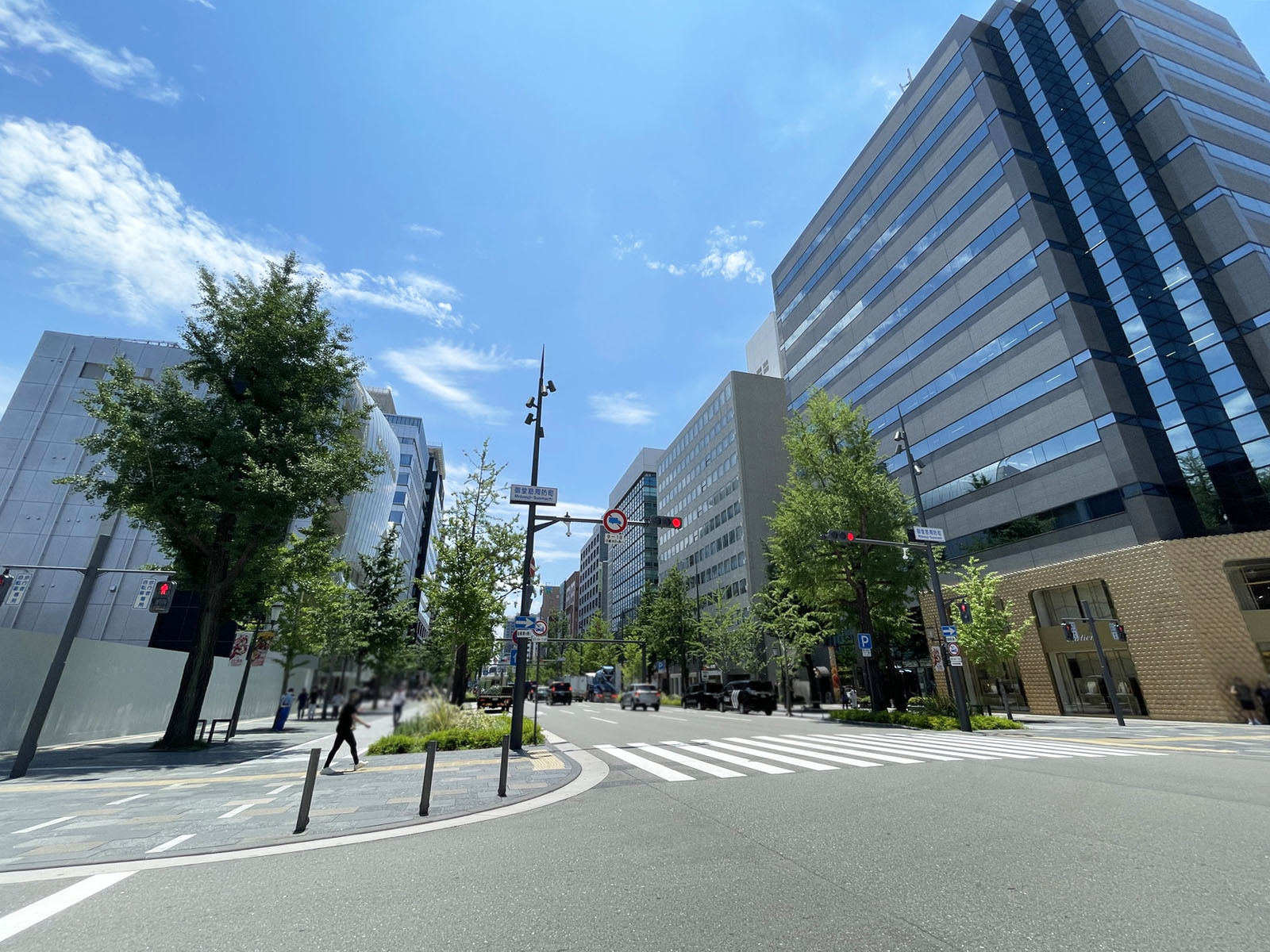 アーバンBLD心斎橋前面の通り