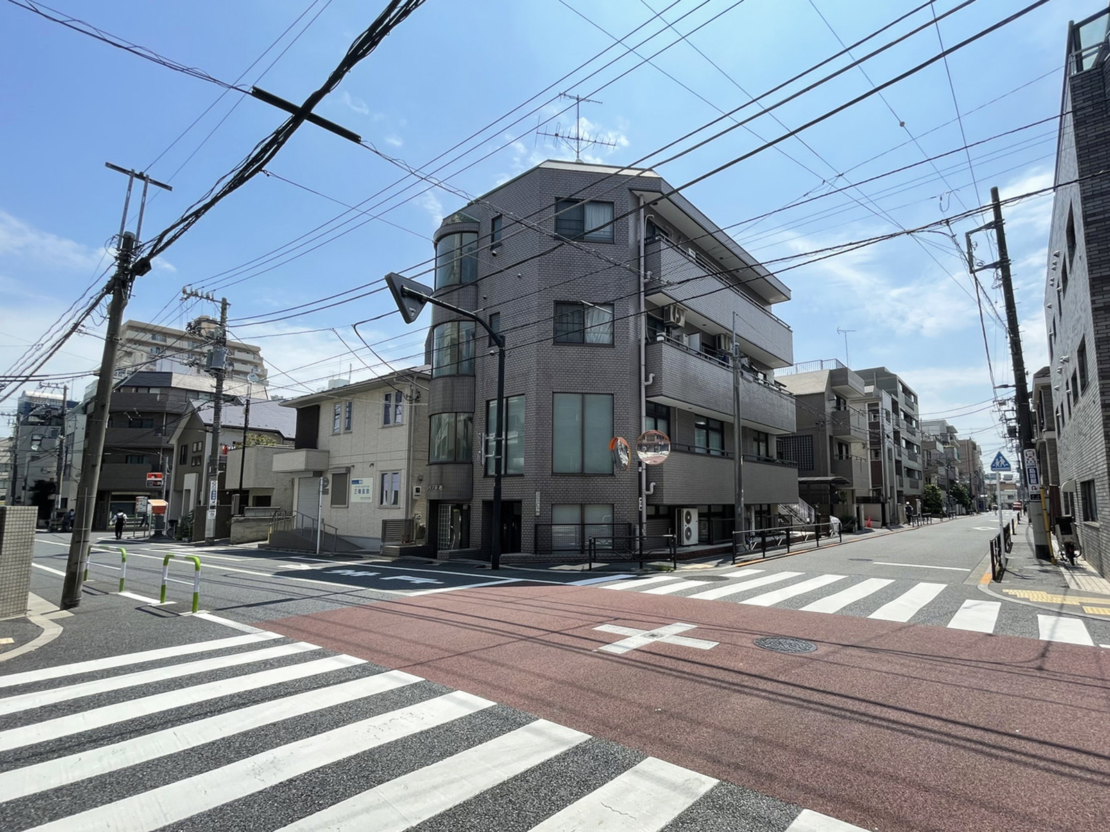 ORIENT Bldg．前面の通り