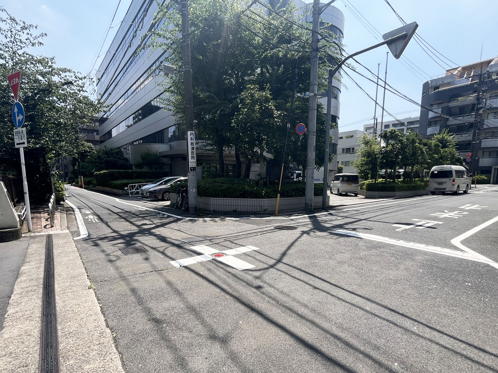 東急池尻大橋ビル前面の通り