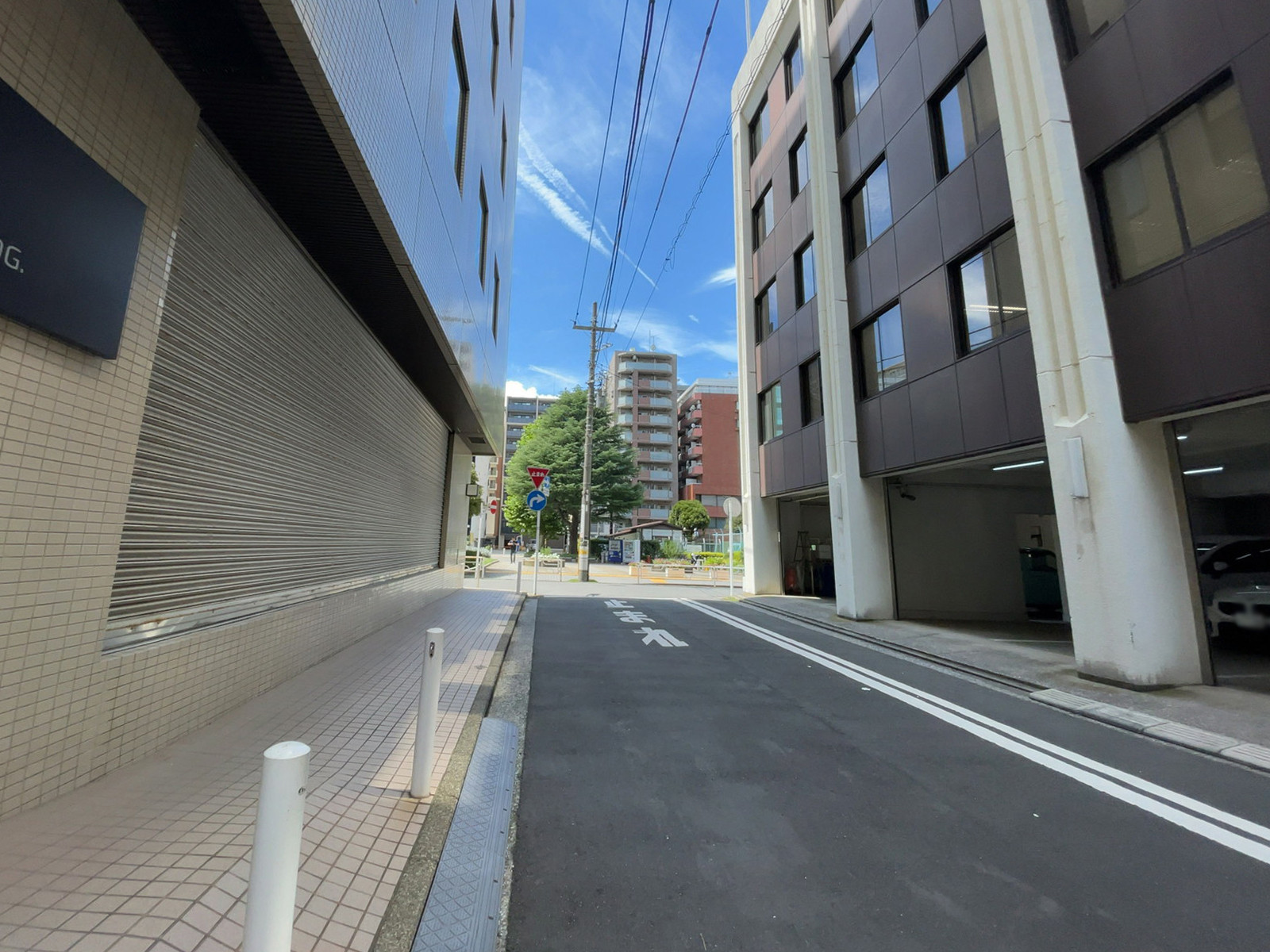 WINCKLER BLDG.前面の通り