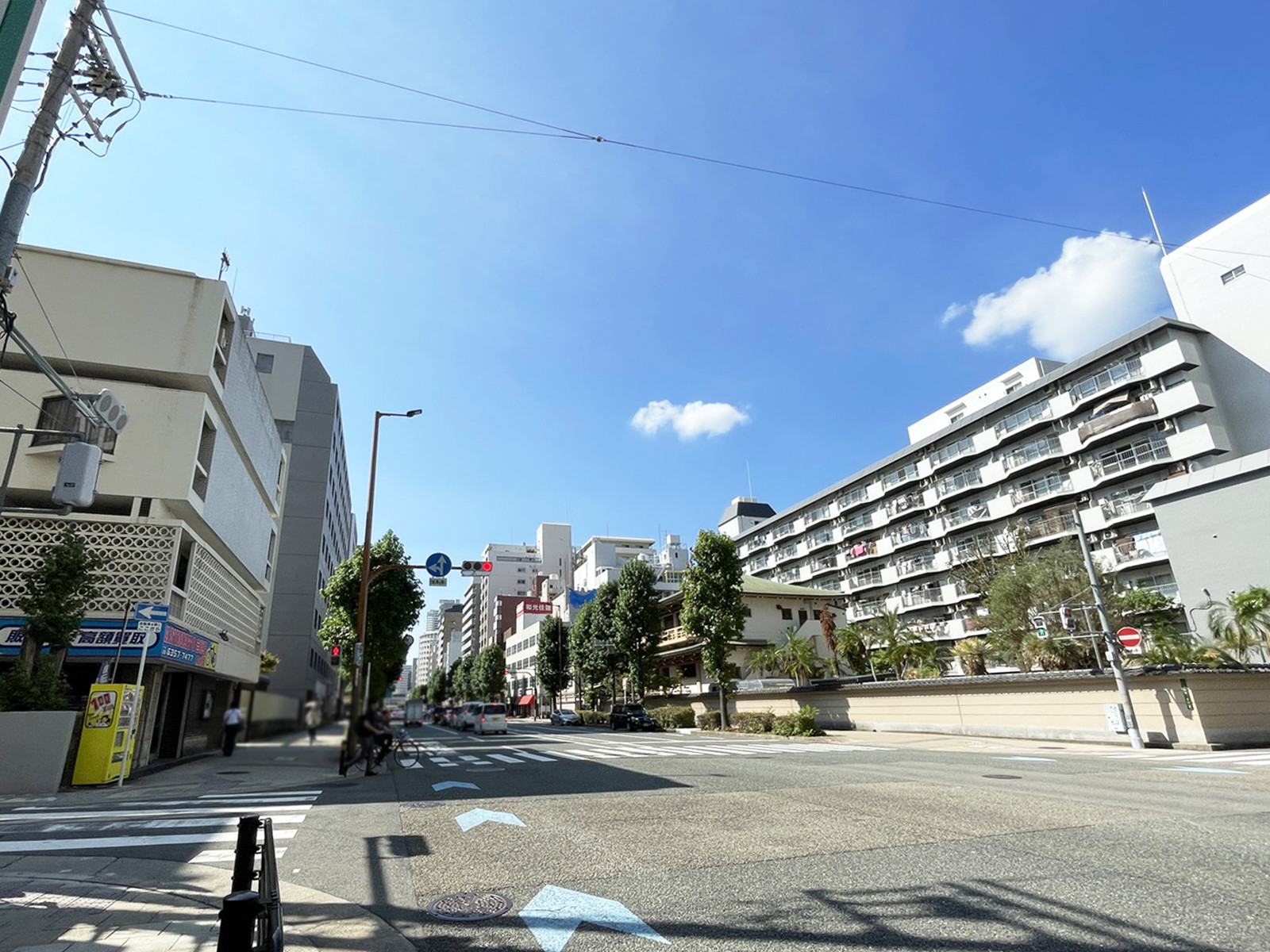 玉屋ビル前面の通り
