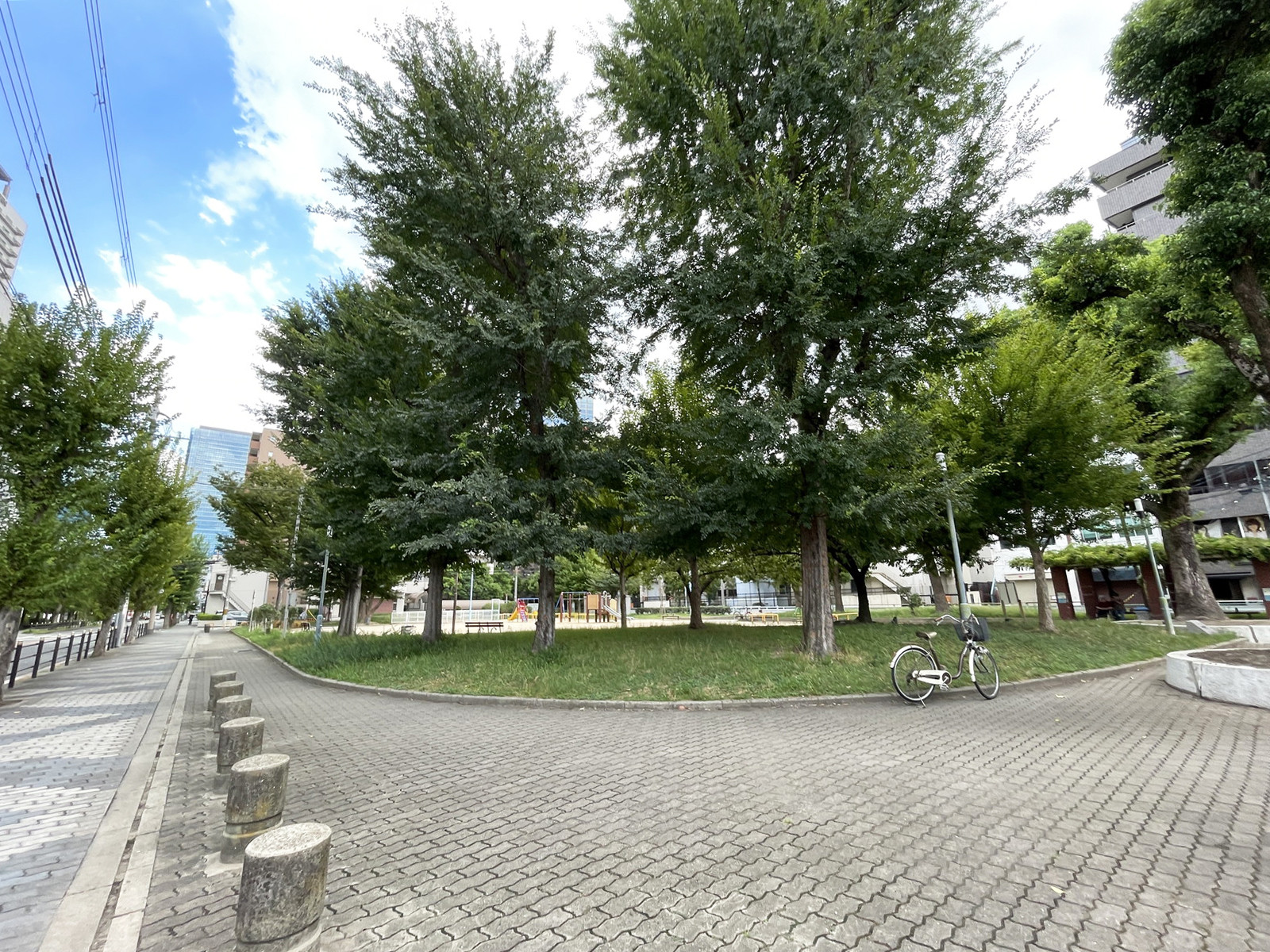 同じ通りにある大淀南公園