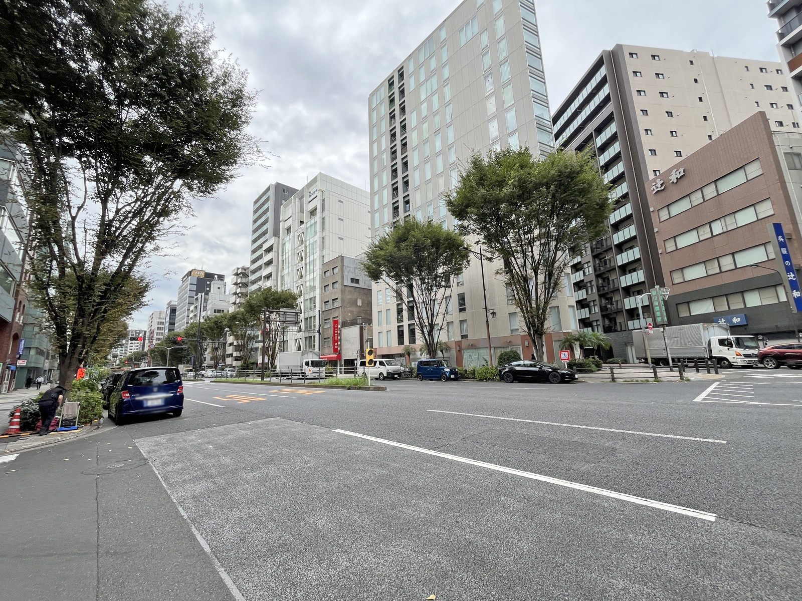 Jプロ東日本橋ビル前面の清杉通り