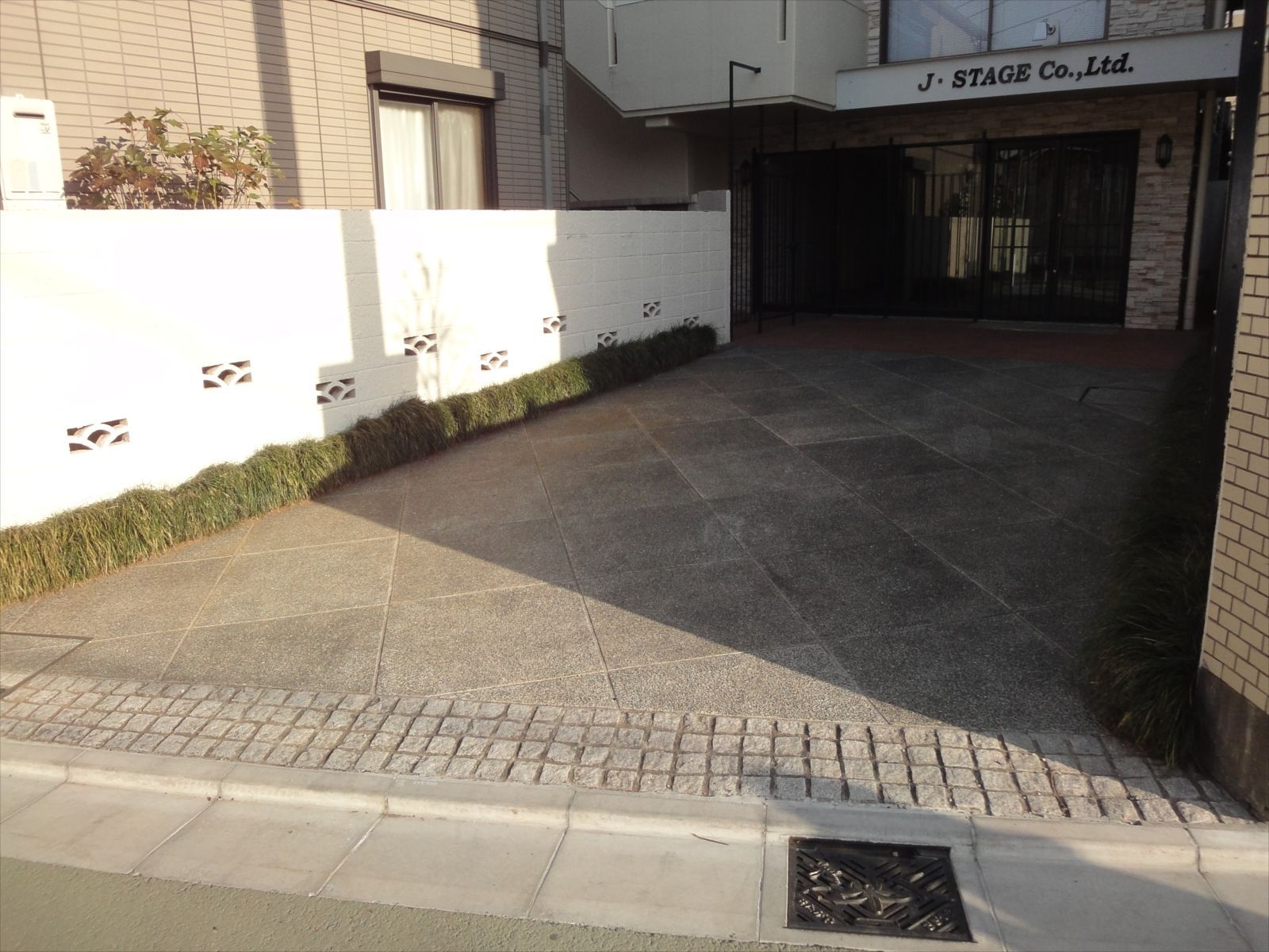 正面アプローチ