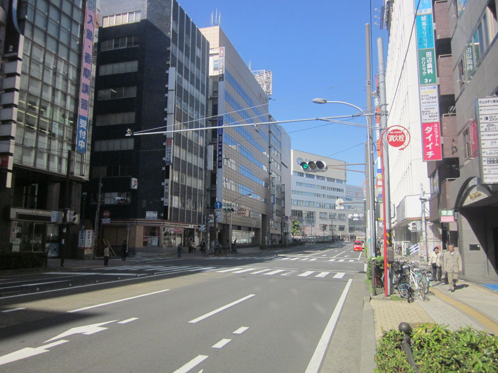 前面道路は大通り