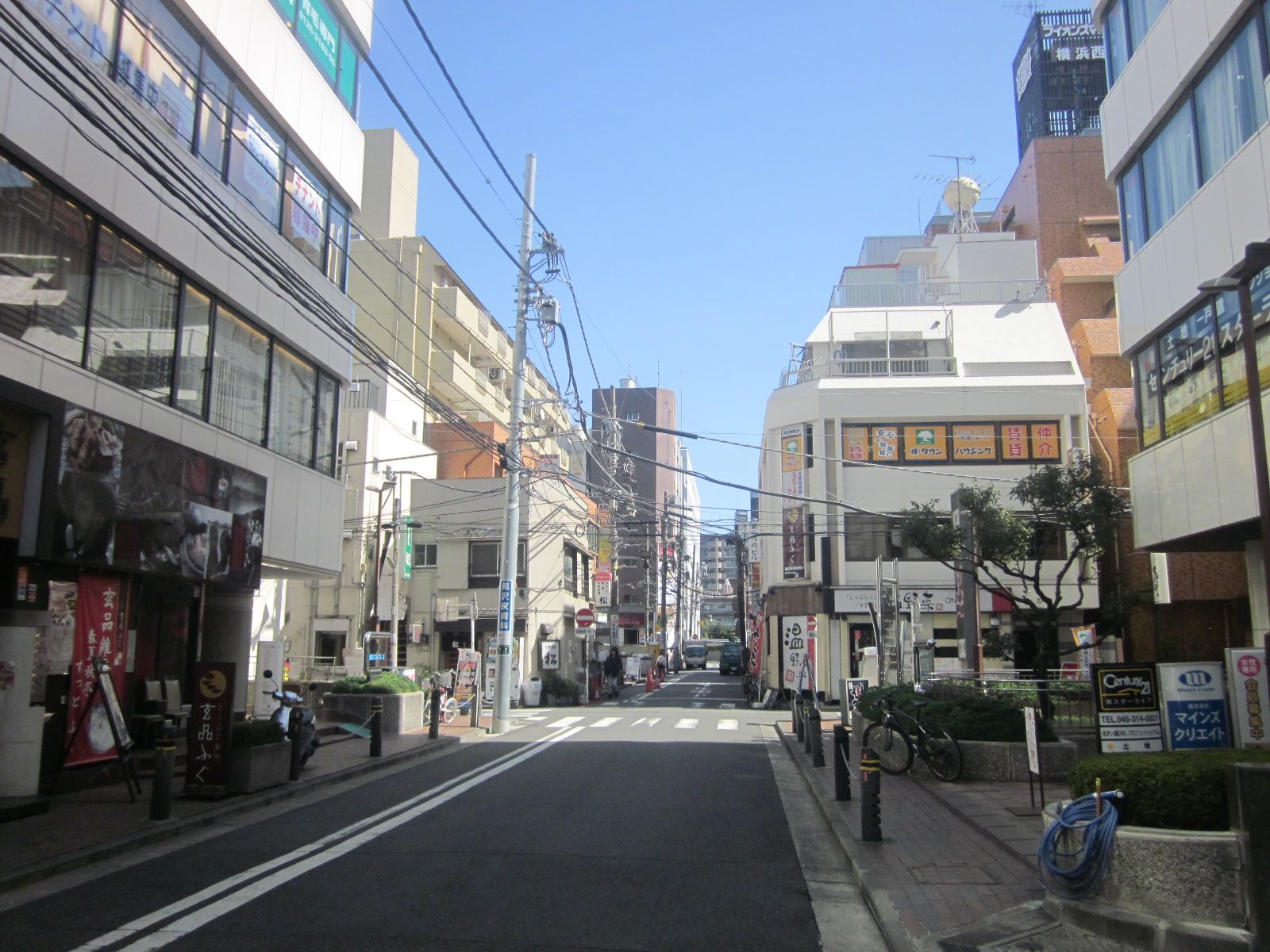 路地に面した立地