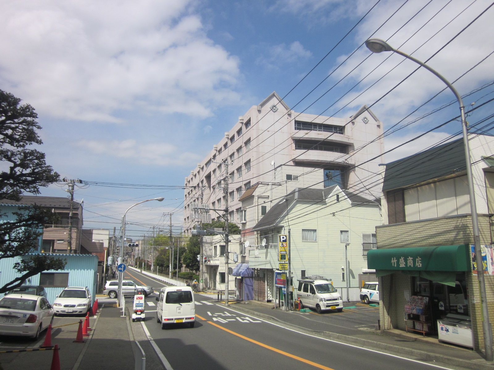 近くにの高校