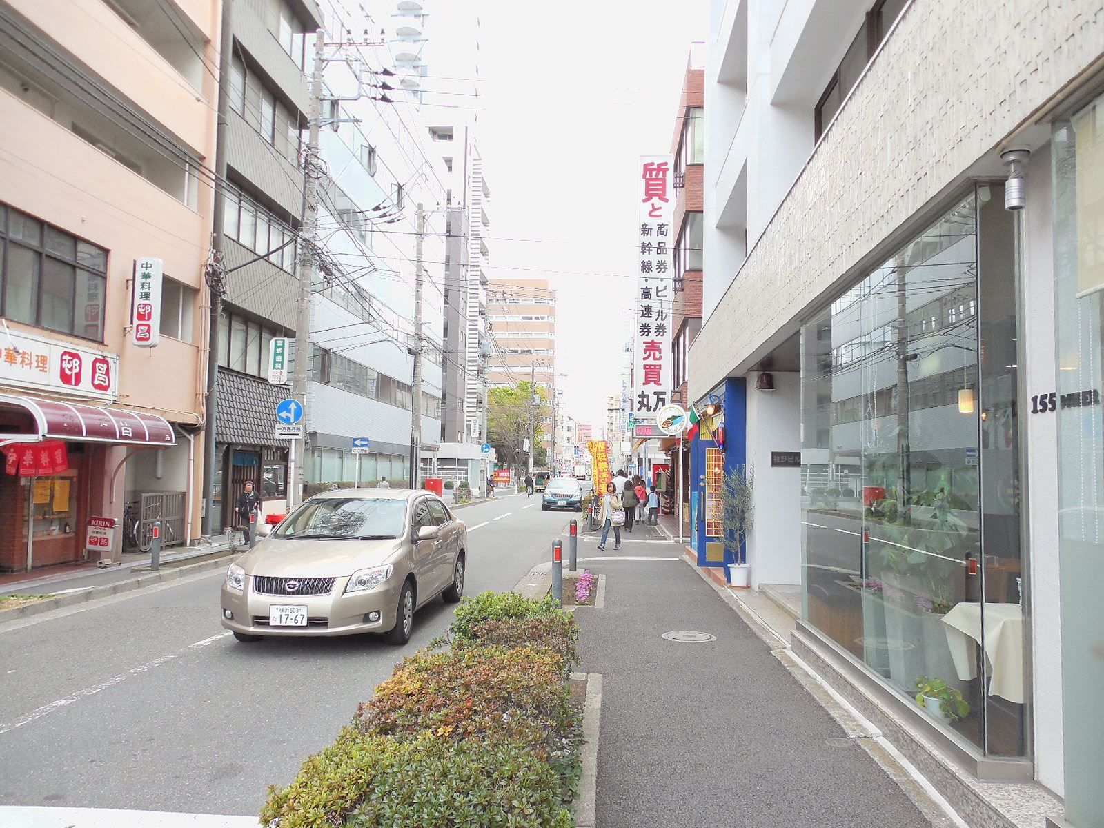 前面歩道の雰囲気