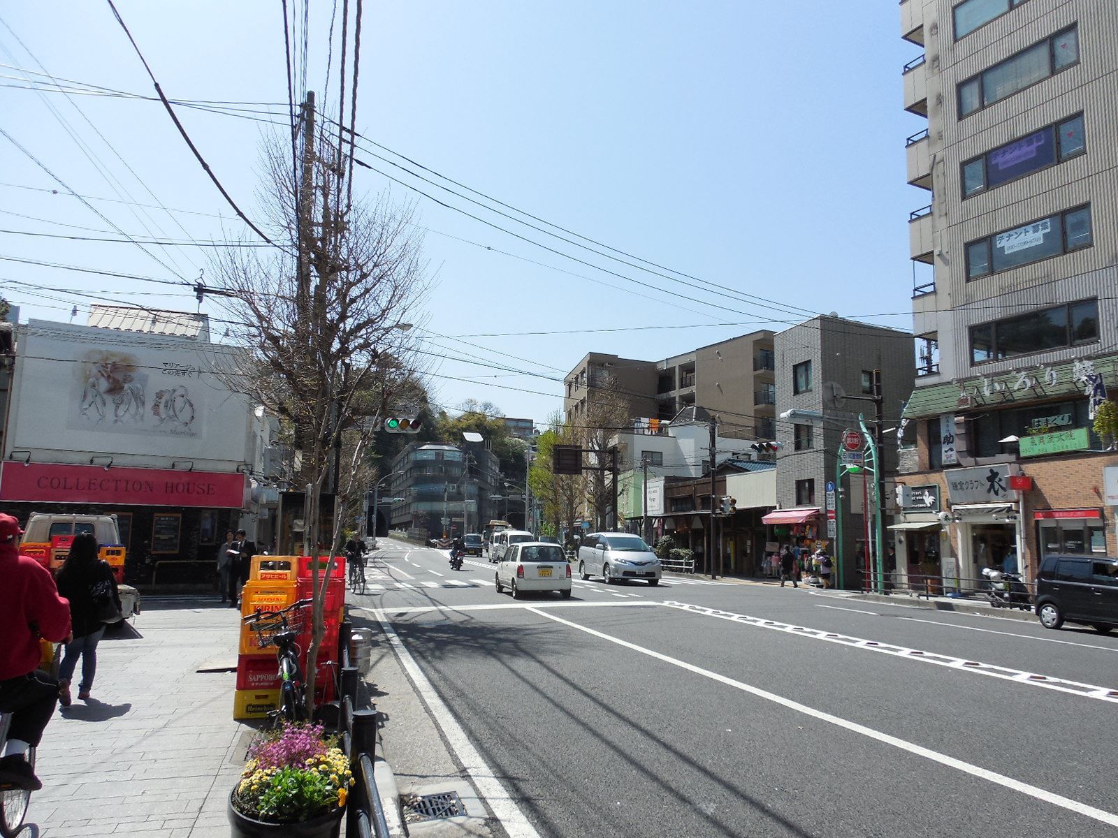 大通りに近い立地
