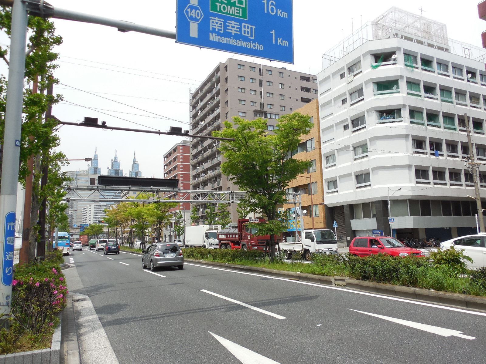 前面道路の雰囲気