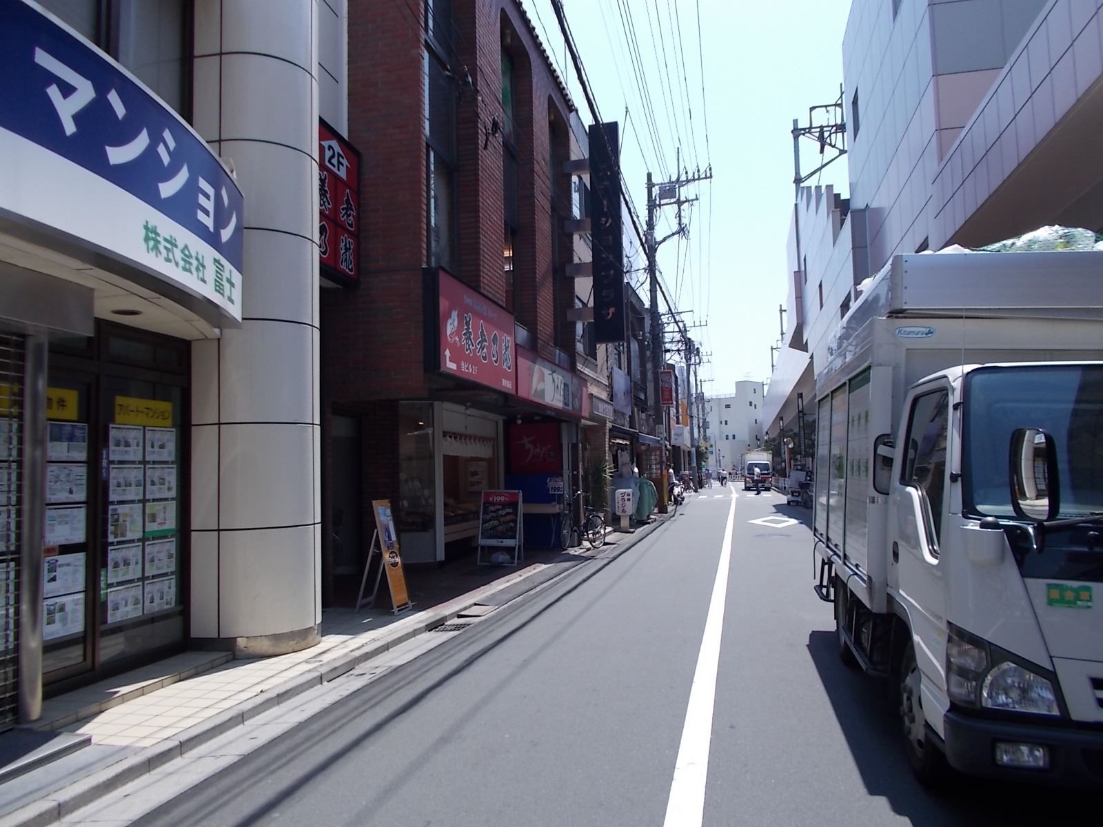 駅前通り