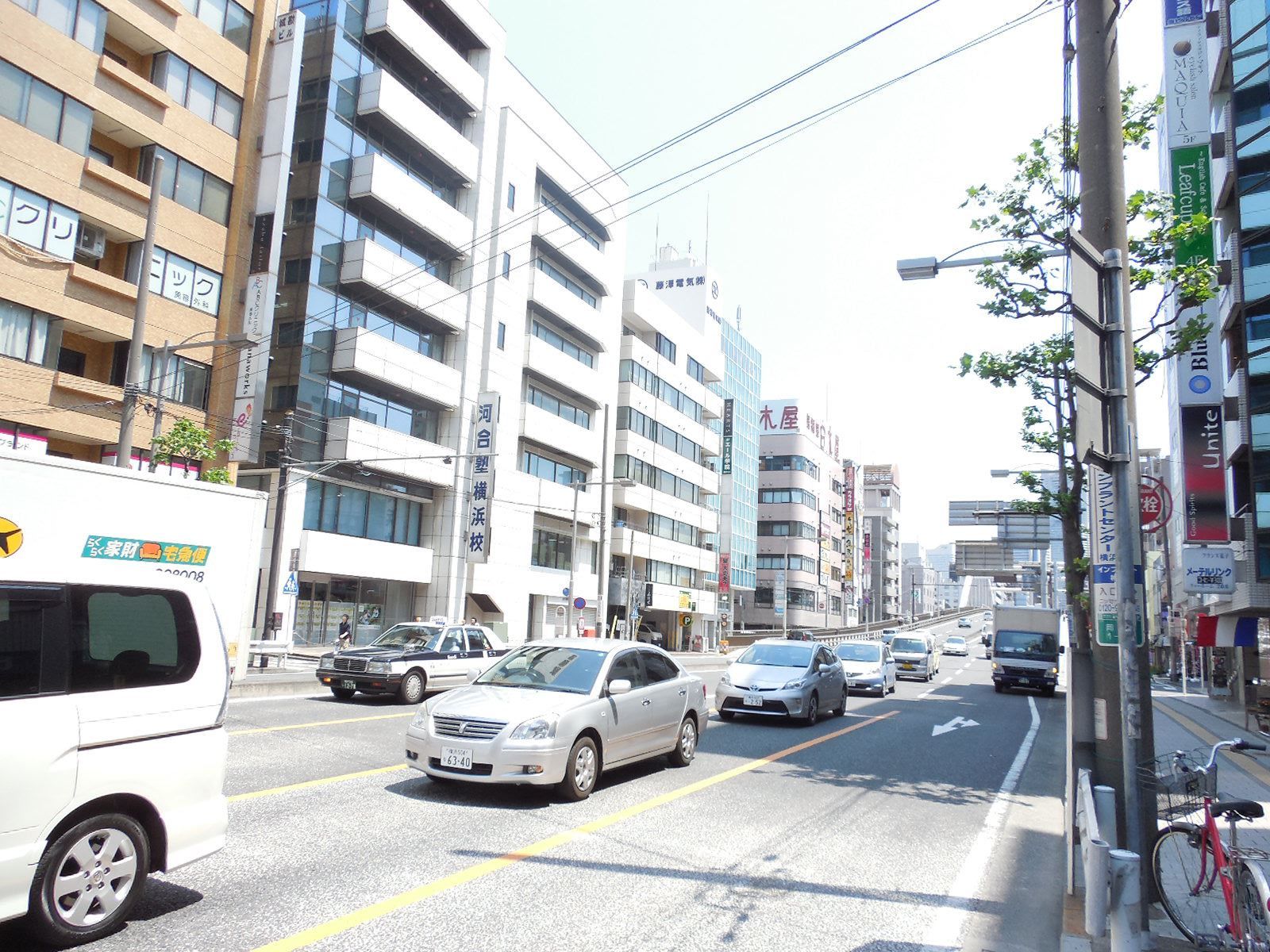 大通り沿いの立地