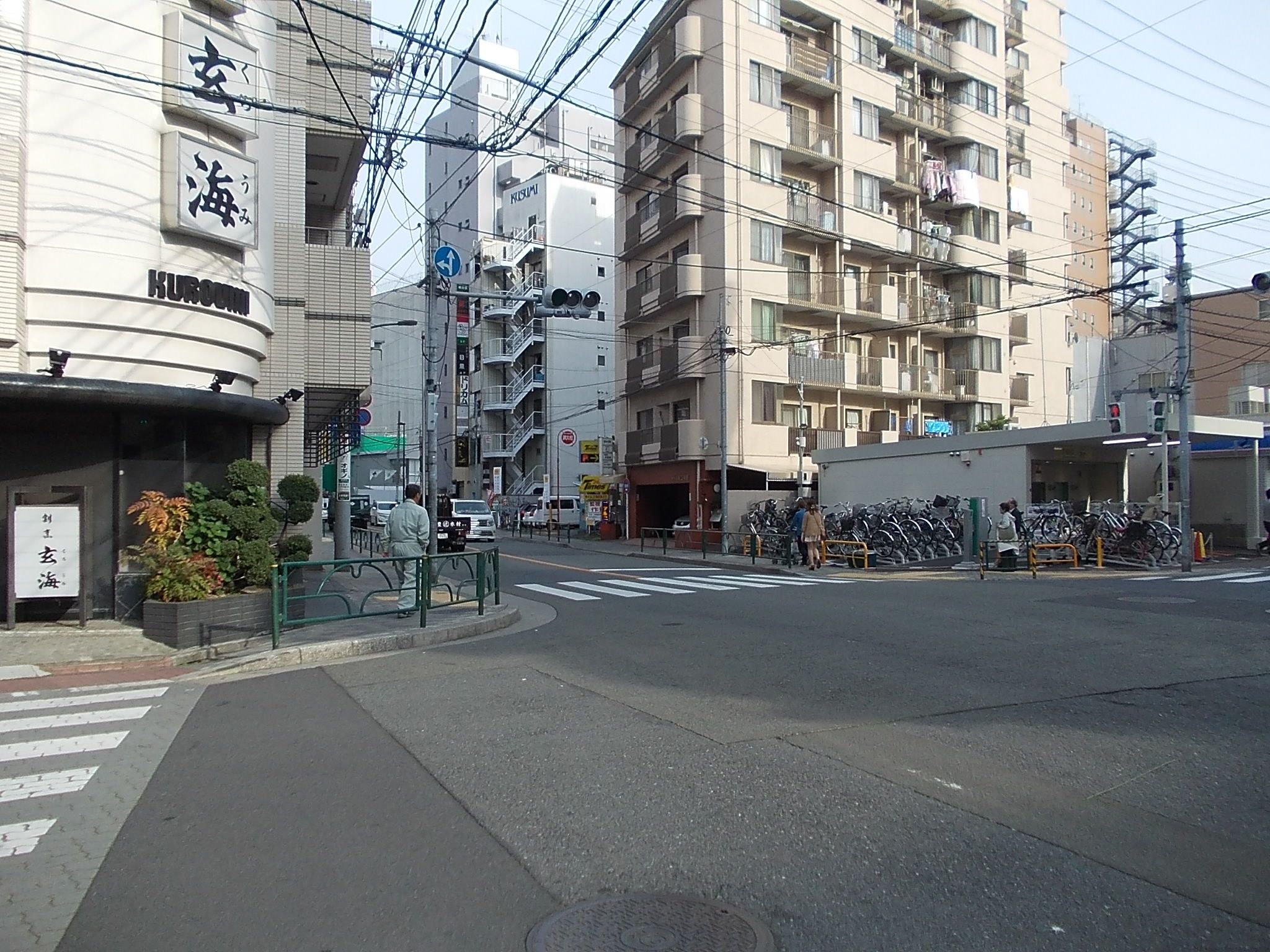 交差点角地の立地