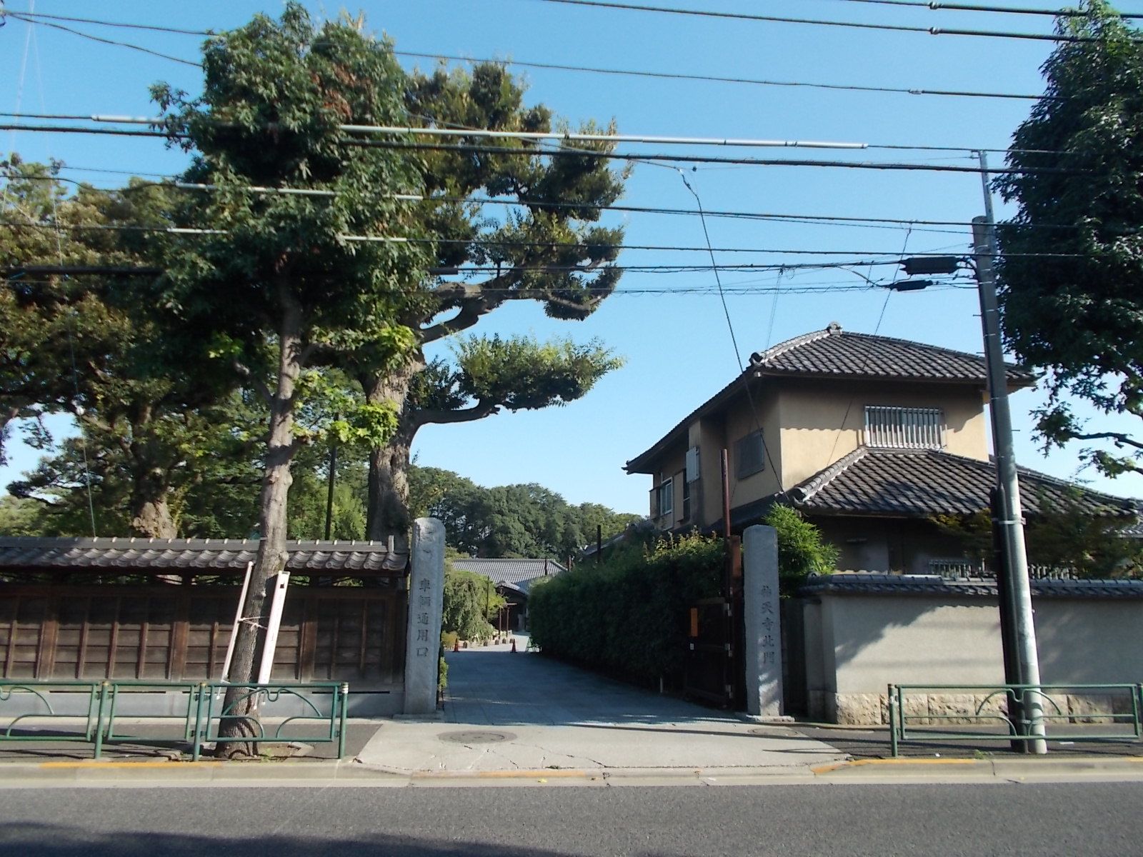 付近の「祐天寺」