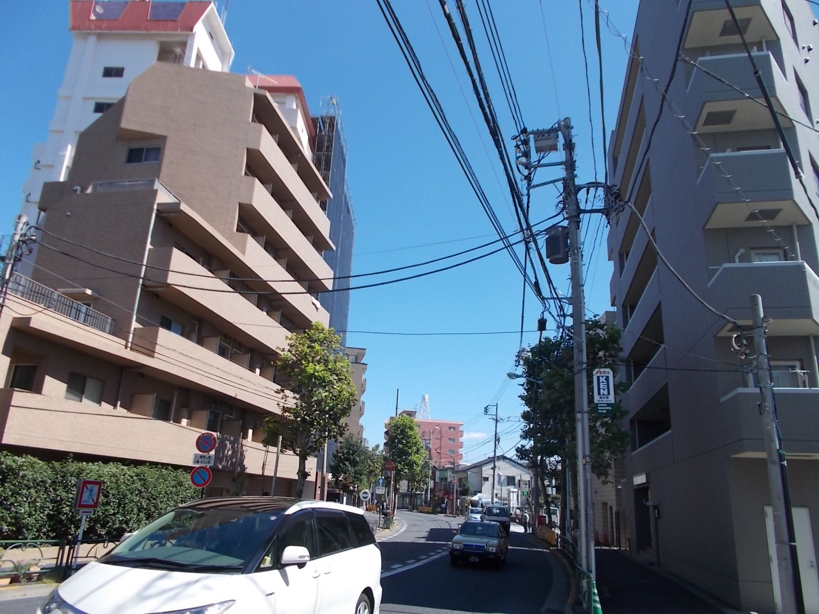 マンションが多い閑静な環境