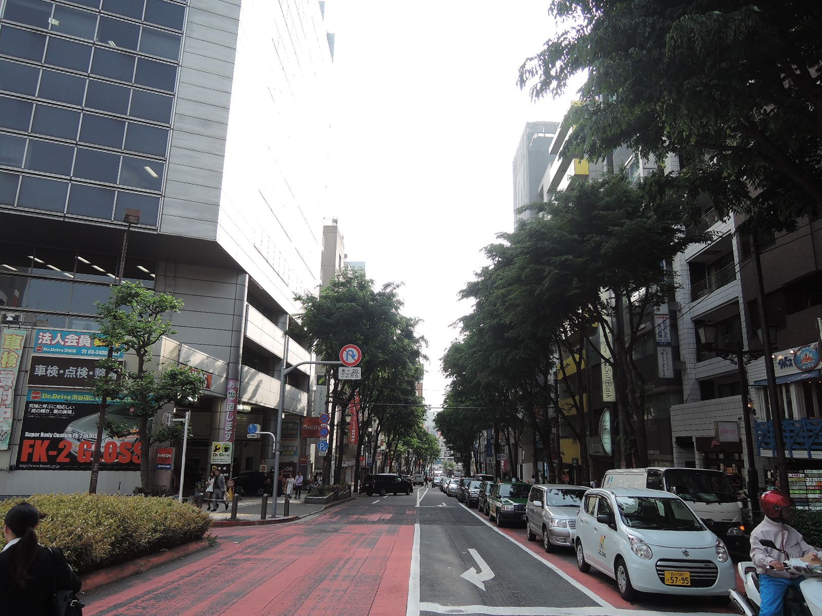 近くの青山通り