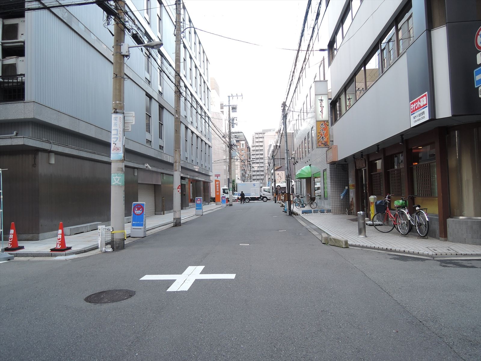 大和今橋前の通りの雰囲気