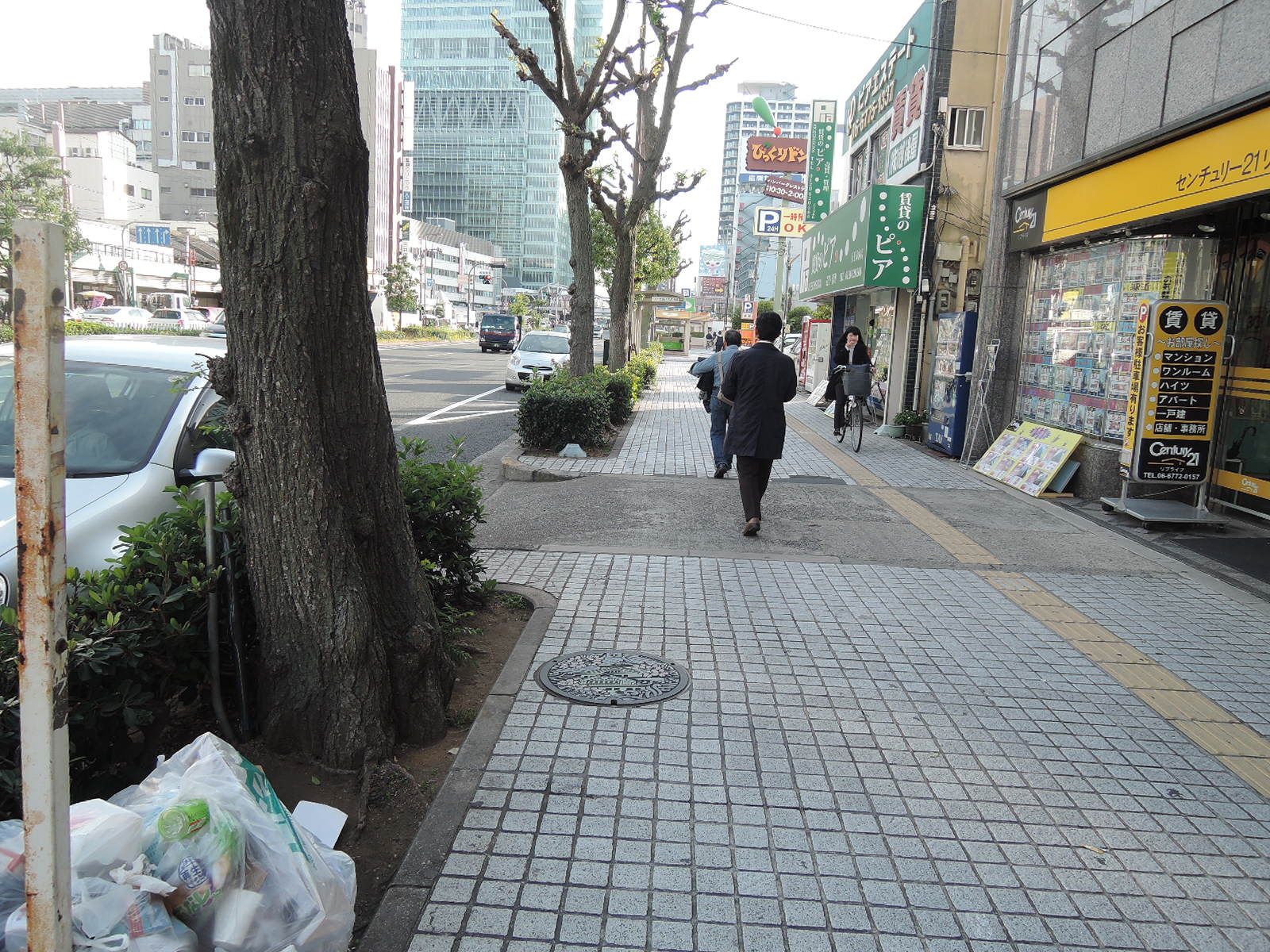 徒歩で行ける範囲に飲食店等ある