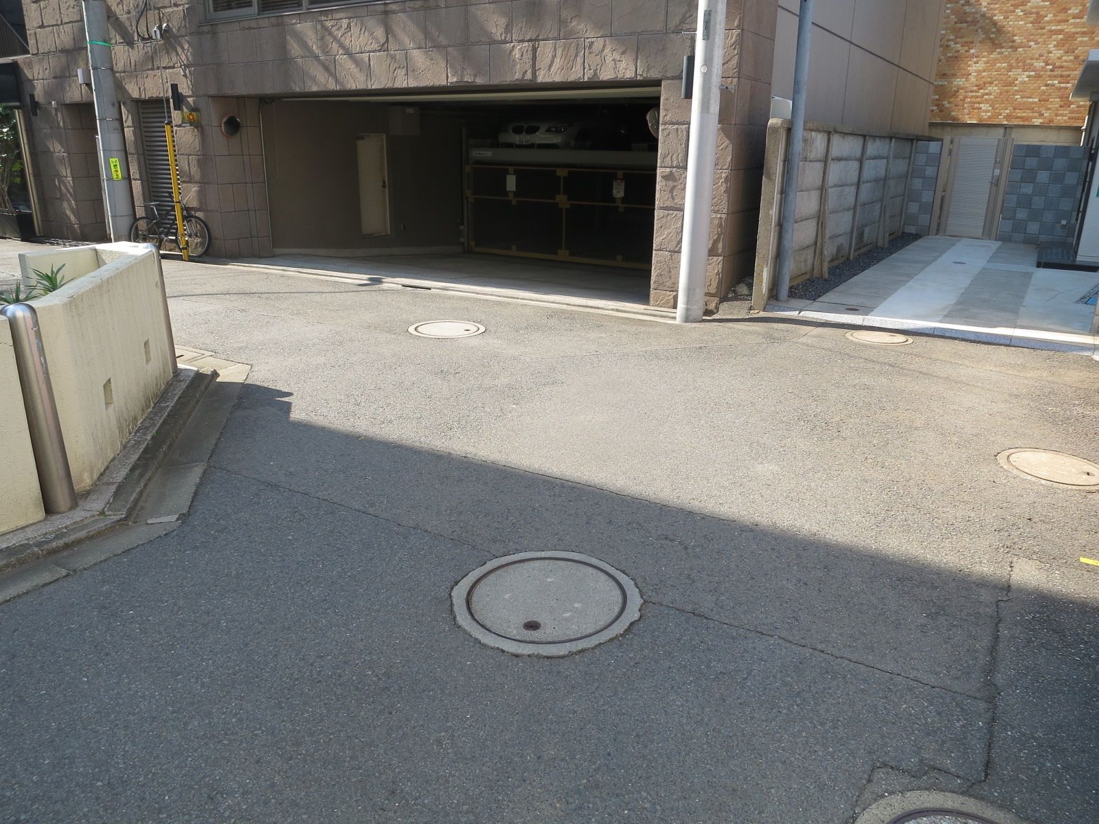 endeux南青山前面の通り