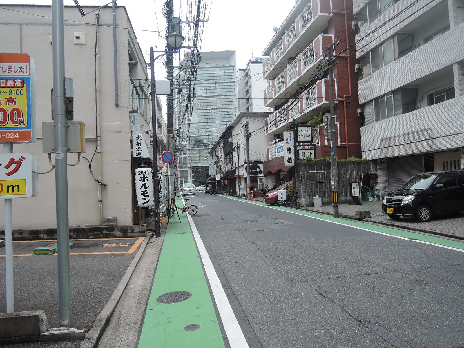近くには飲食店が夫婦