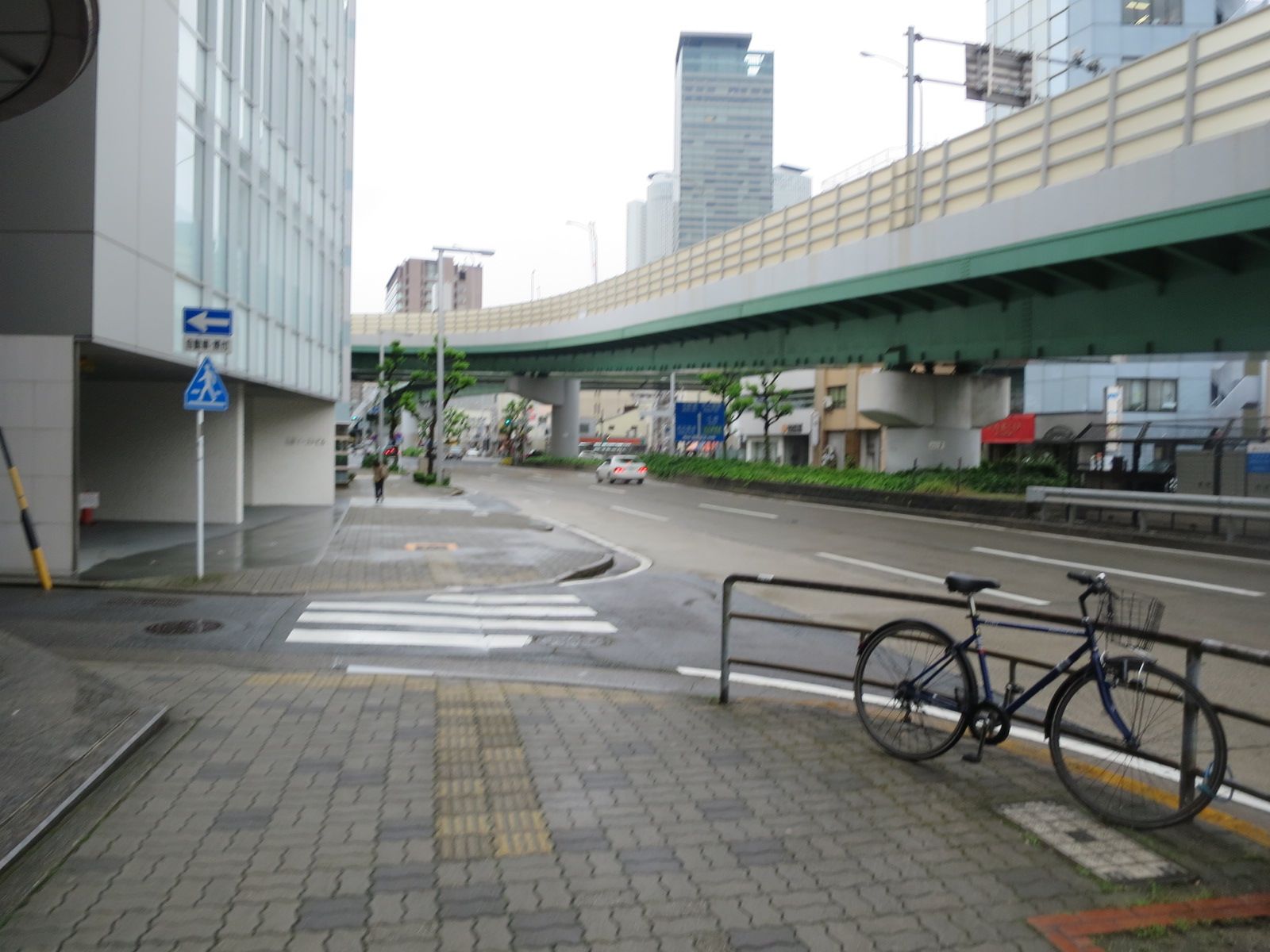 閑静なオフィス環境