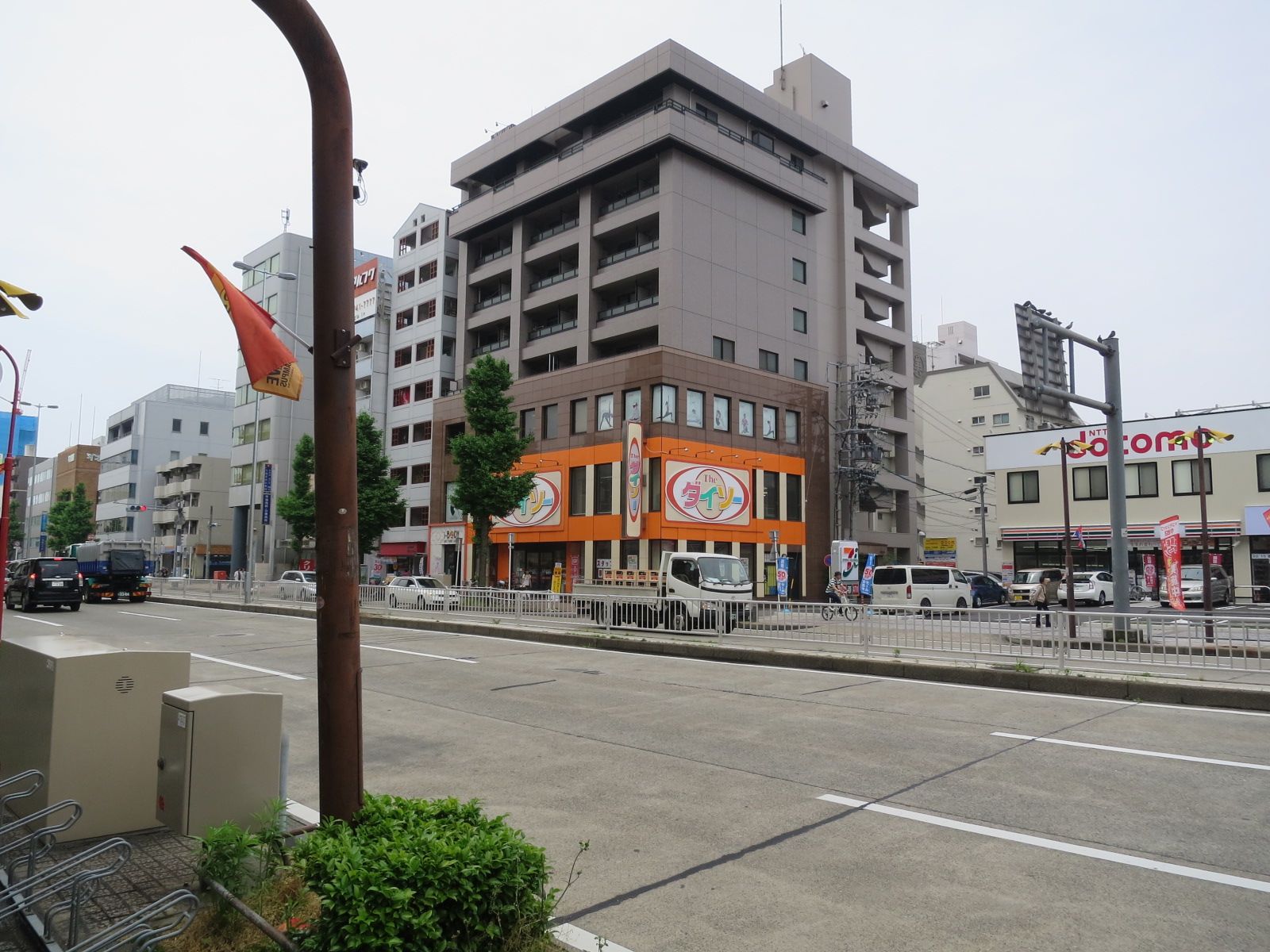 前面の環状線