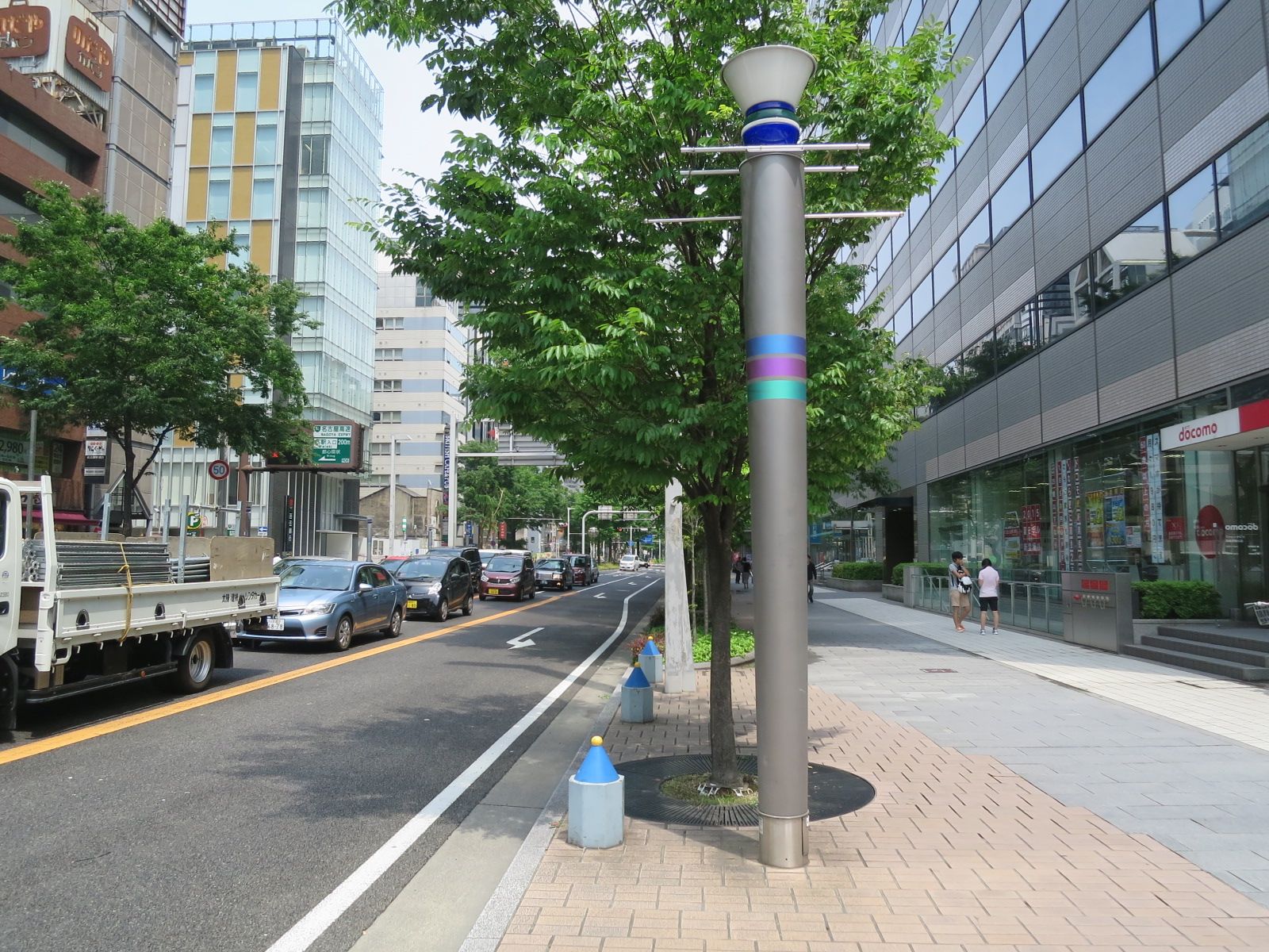 舗装された太閤通