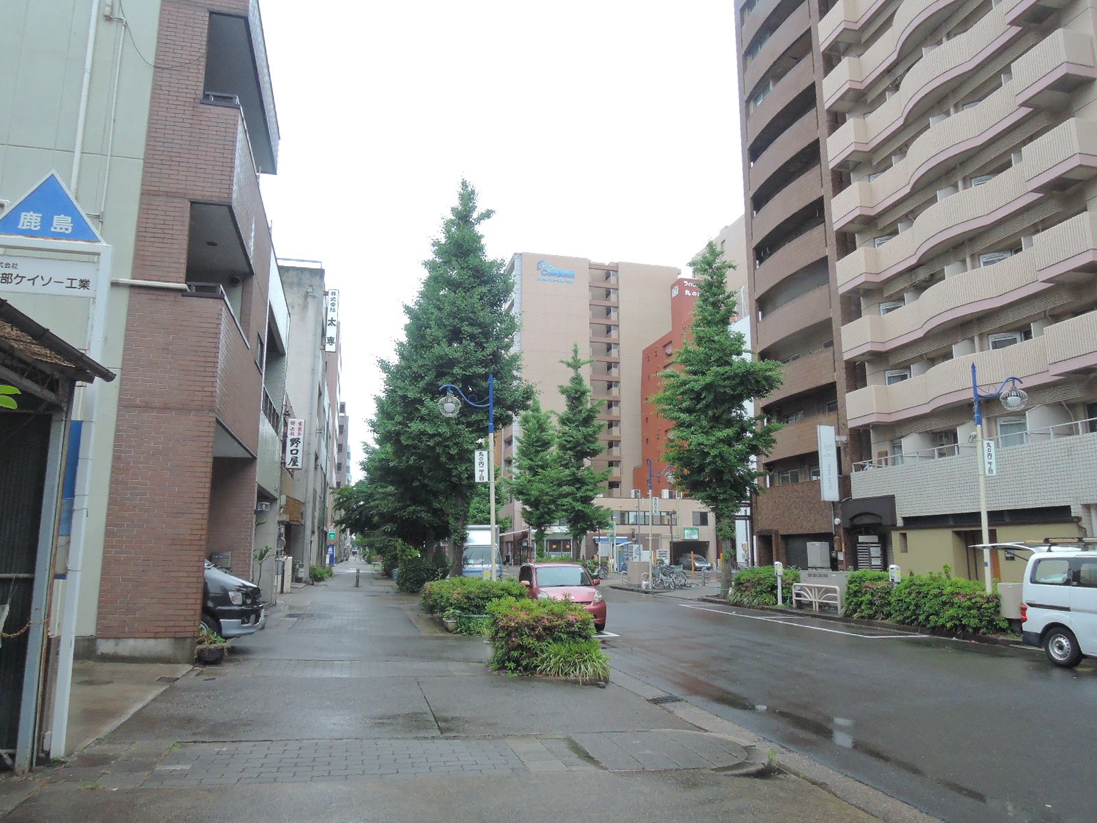 閑静なオフィス環境