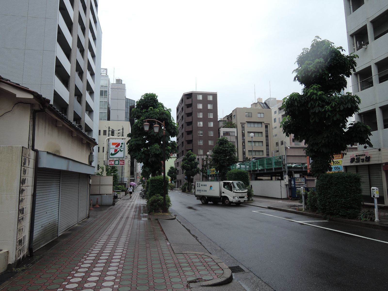 徒歩1分のセブンイレブン名古屋丸の内2丁目店