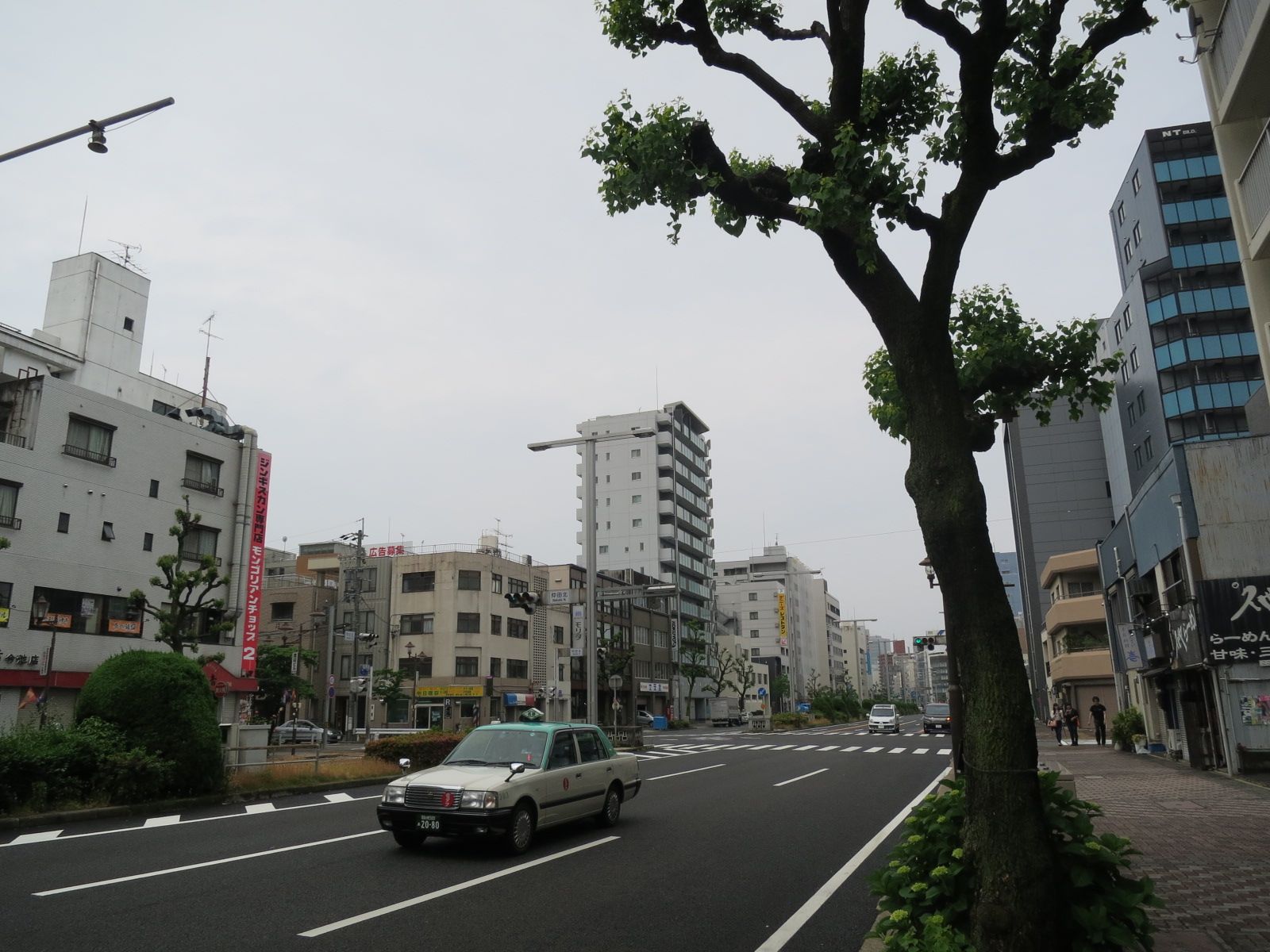 G1ビル池下オフィス前面の錦通