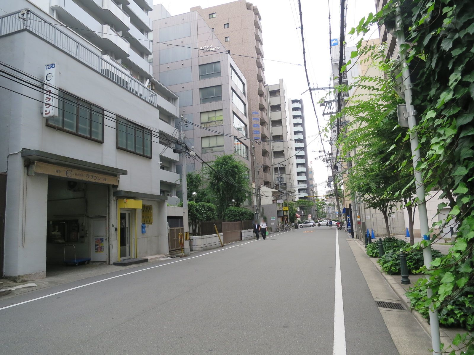オフィスビル周辺