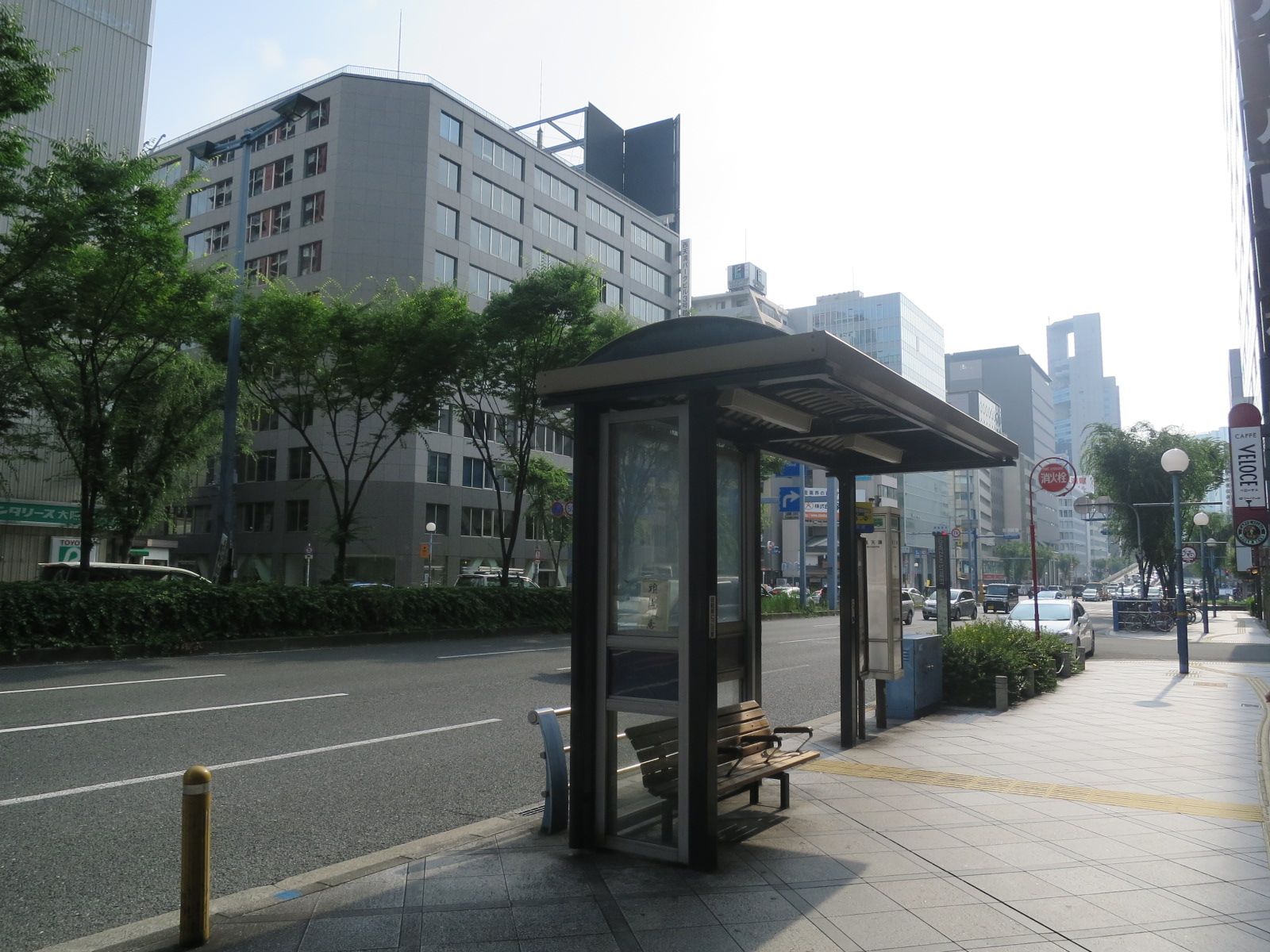 バス停至近
