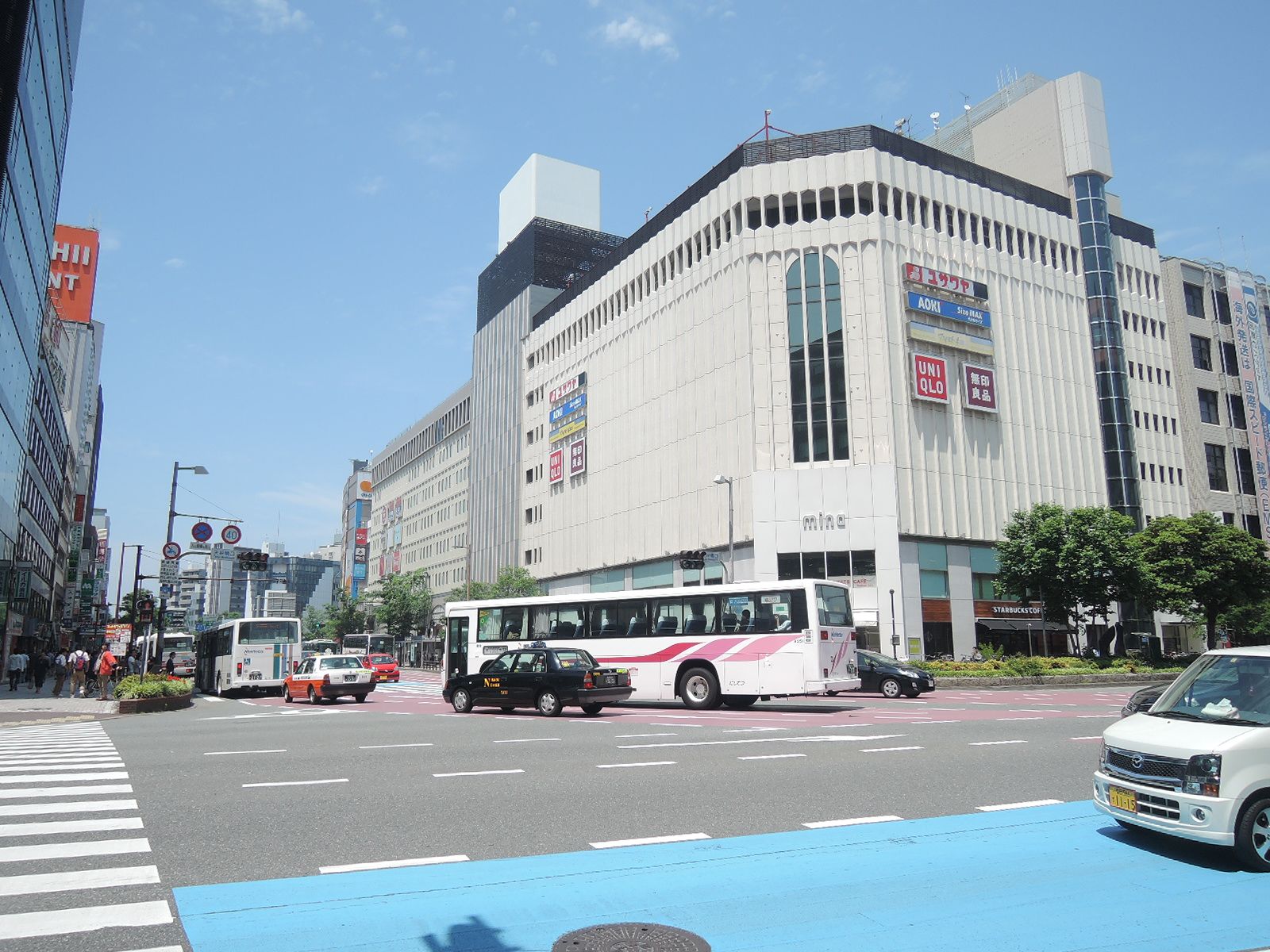 ミーナ天神・天神駅エリアも徒歩圏内。