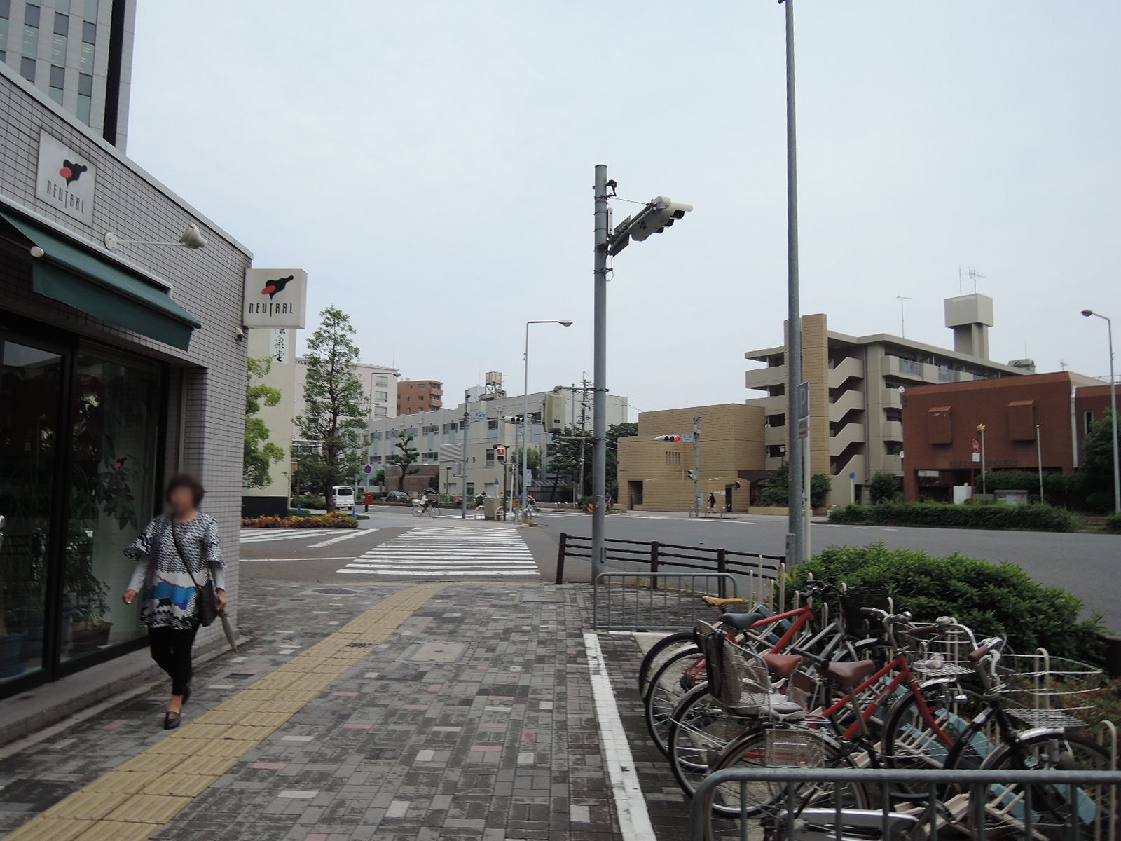 フェニックスビル付近の通り