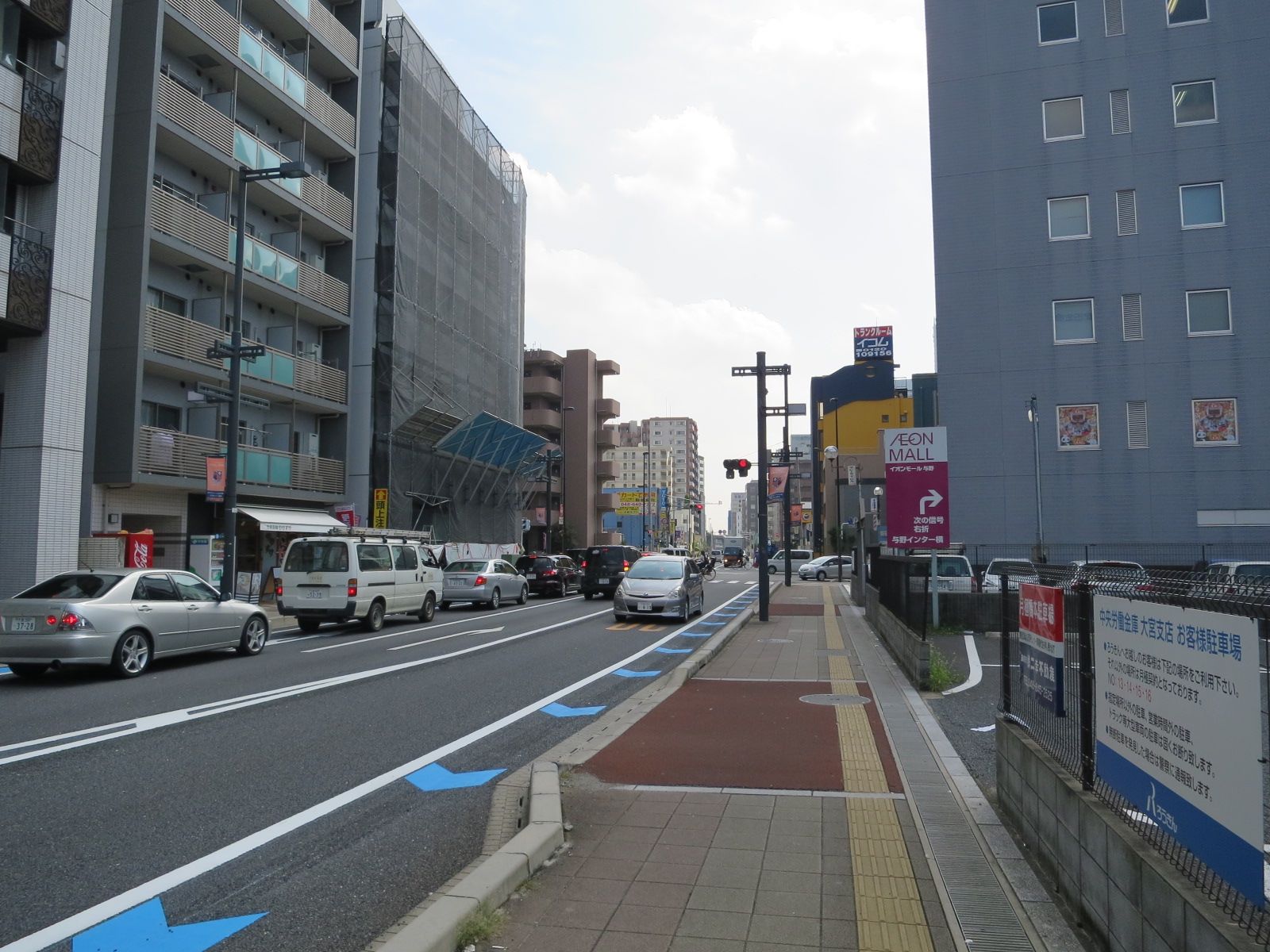 大宮大鷹ビル前面の通り
