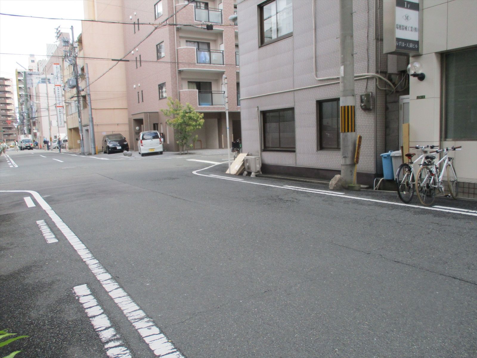 コージィ天満前面の通り