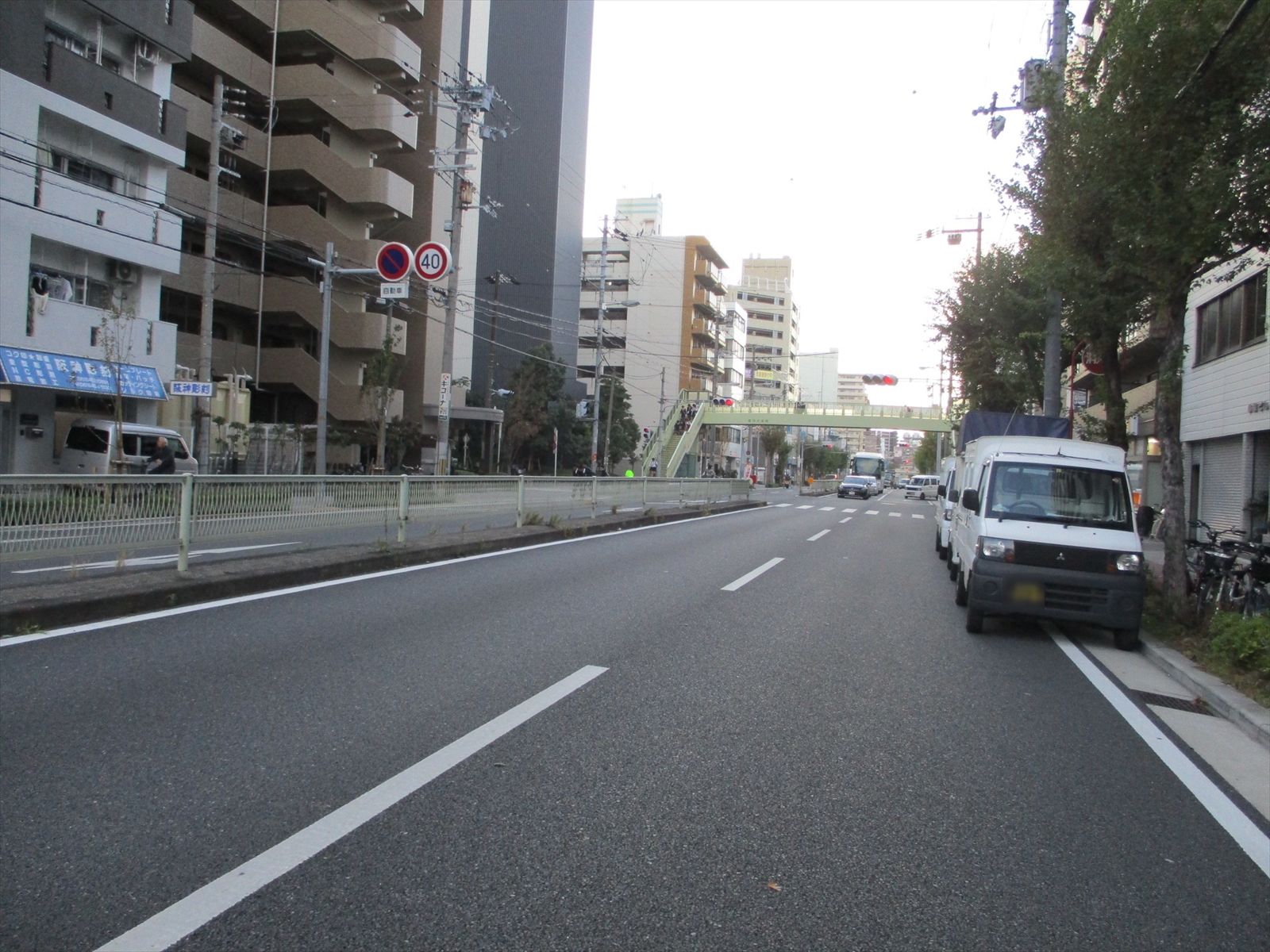 シルバーハイツ鷺洲前面道路